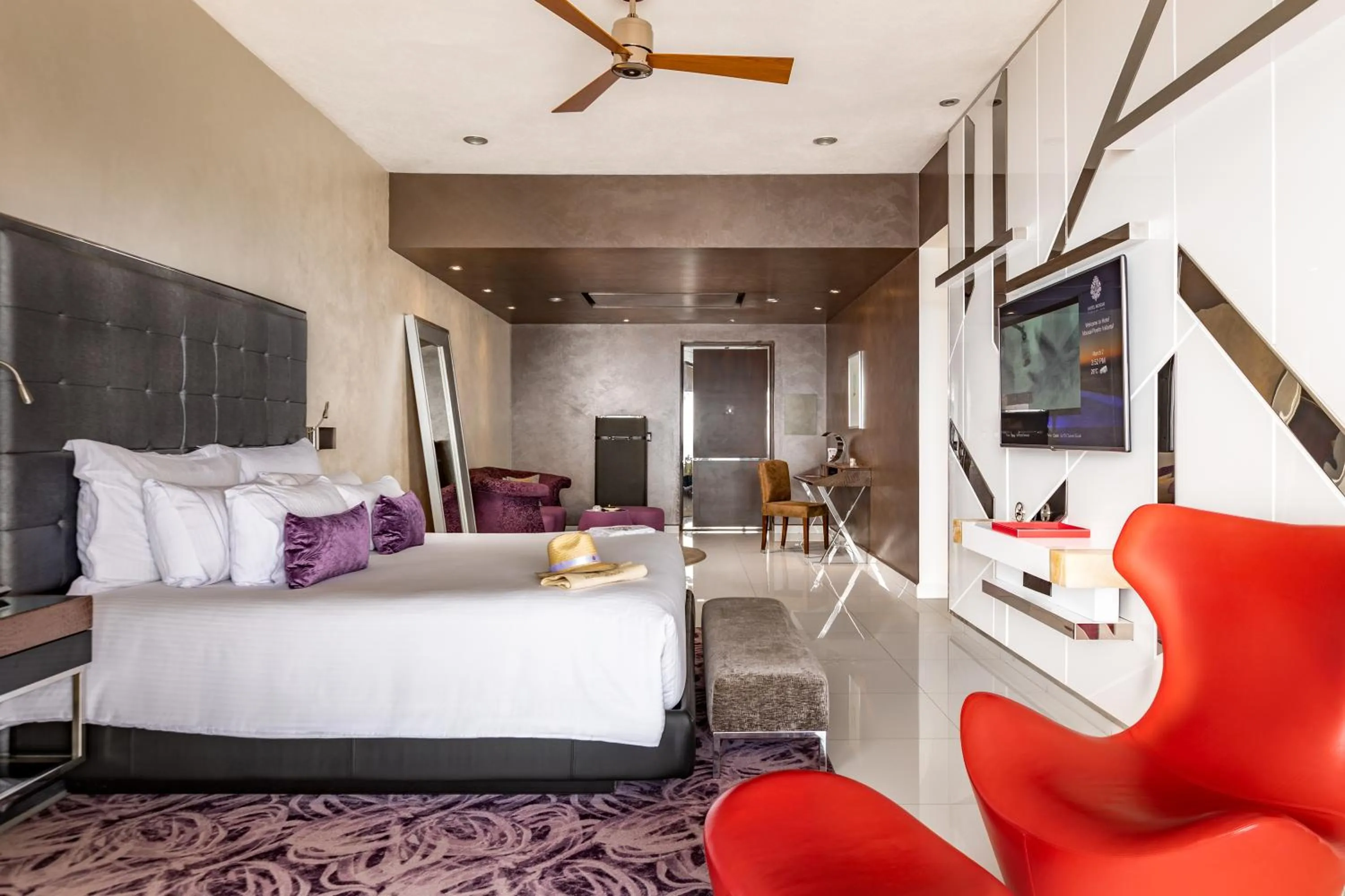 Bedroom, Bed in Hotel Mousai - Adults Only