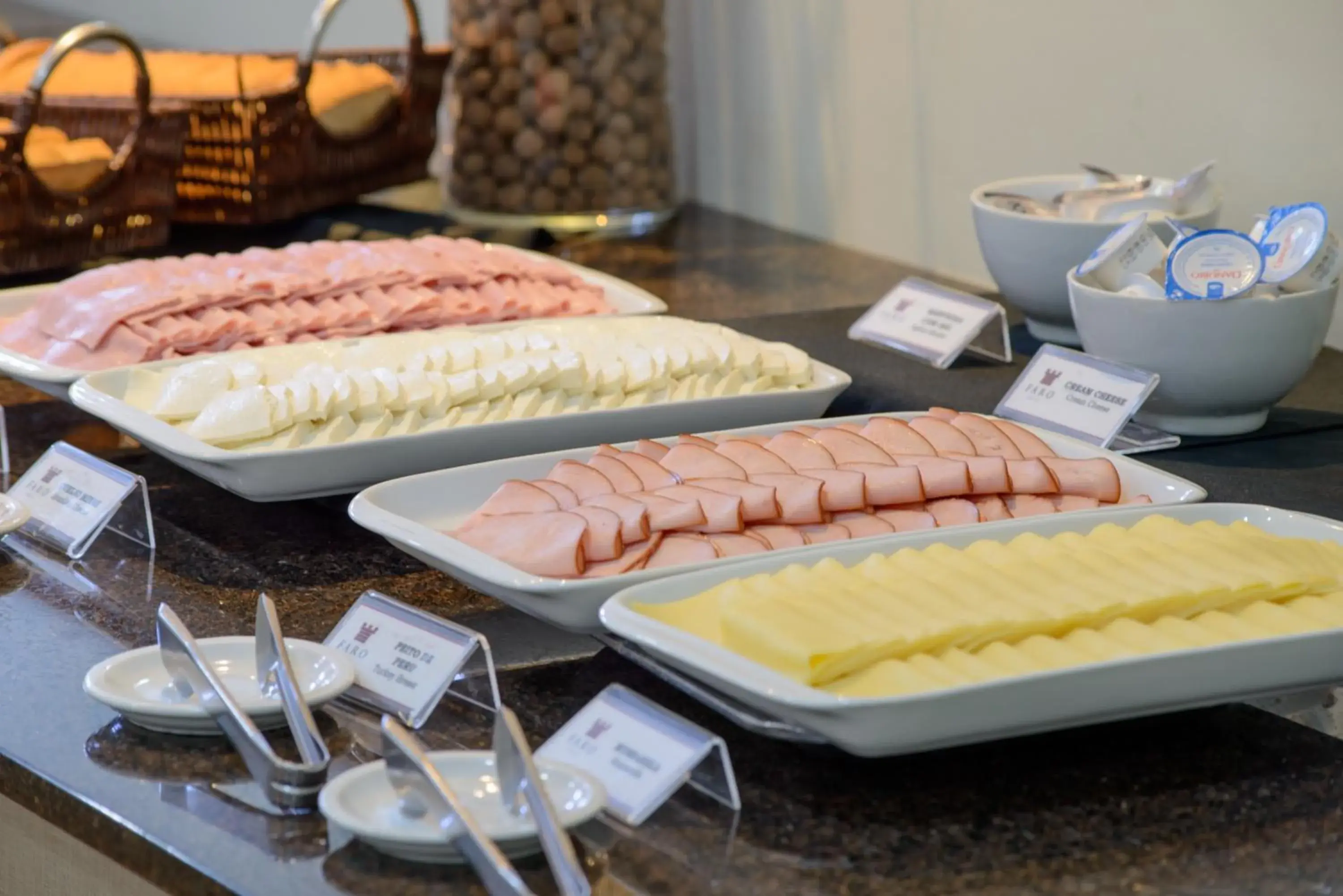 Food and drinks in Faro Hotel Atibaia Food and drinks in Faro Hotel Atibaia