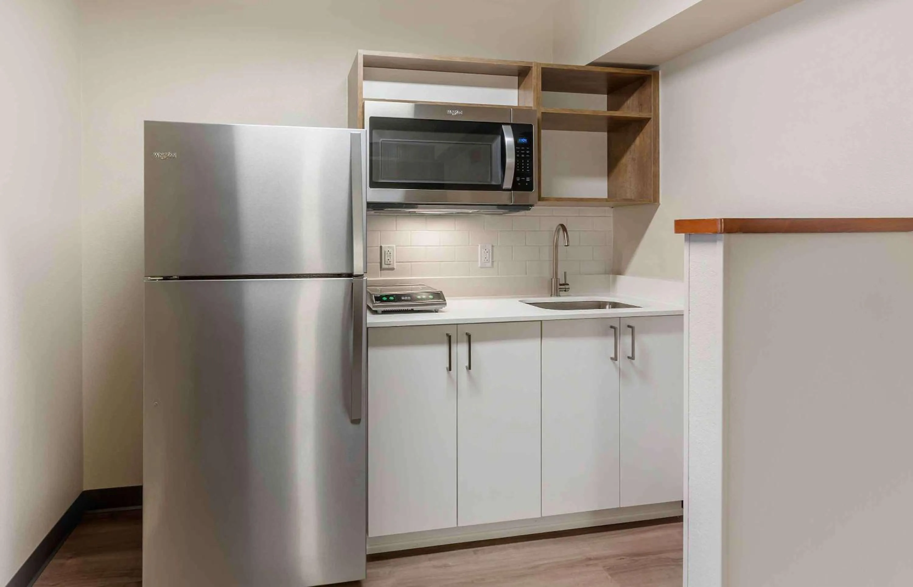 Kitchen or kitchenette in Extended Stay America Premier Suites - Pittsburgh - Cranberry Township - I-76