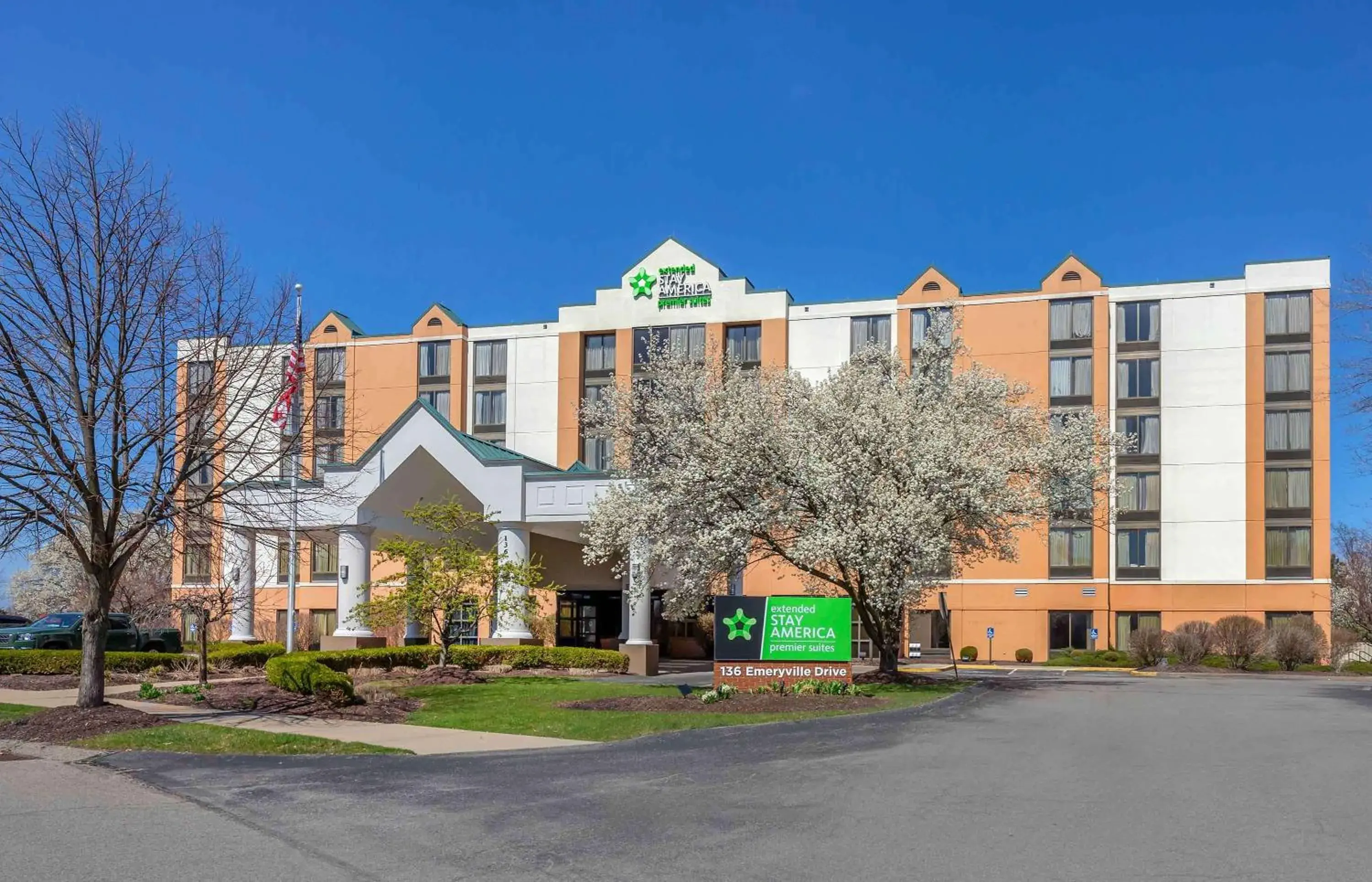 Property building in Extended Stay America Premier Suites - Pittsburgh - Cranberry Township - I-76 Property building in Extended Stay America Premier Suites - Pittsburgh - Cranberry Township - I-76