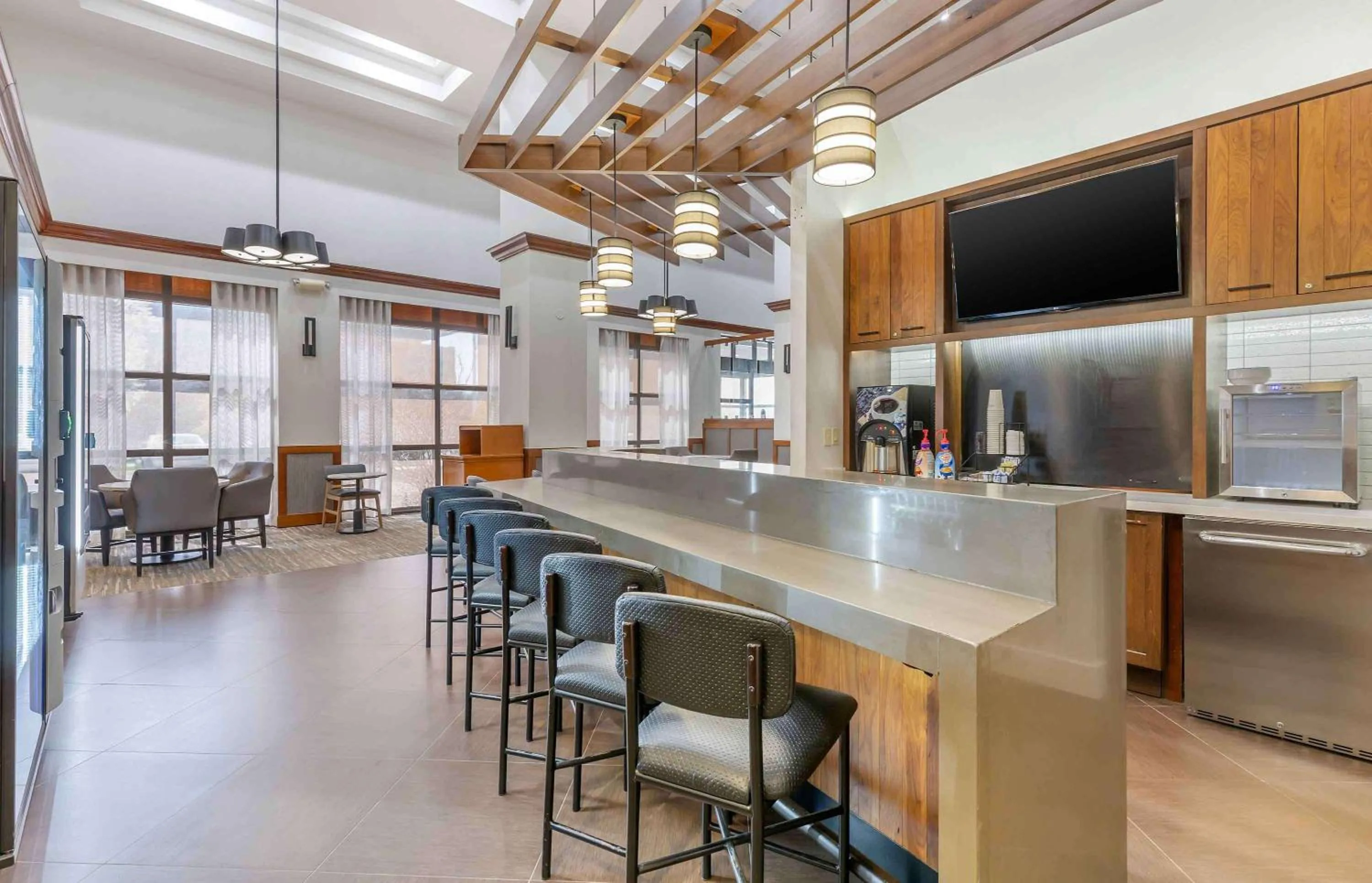 Breakfast in Extended Stay America Premier Suites - Pittsburgh - Cranberry Township - I-76