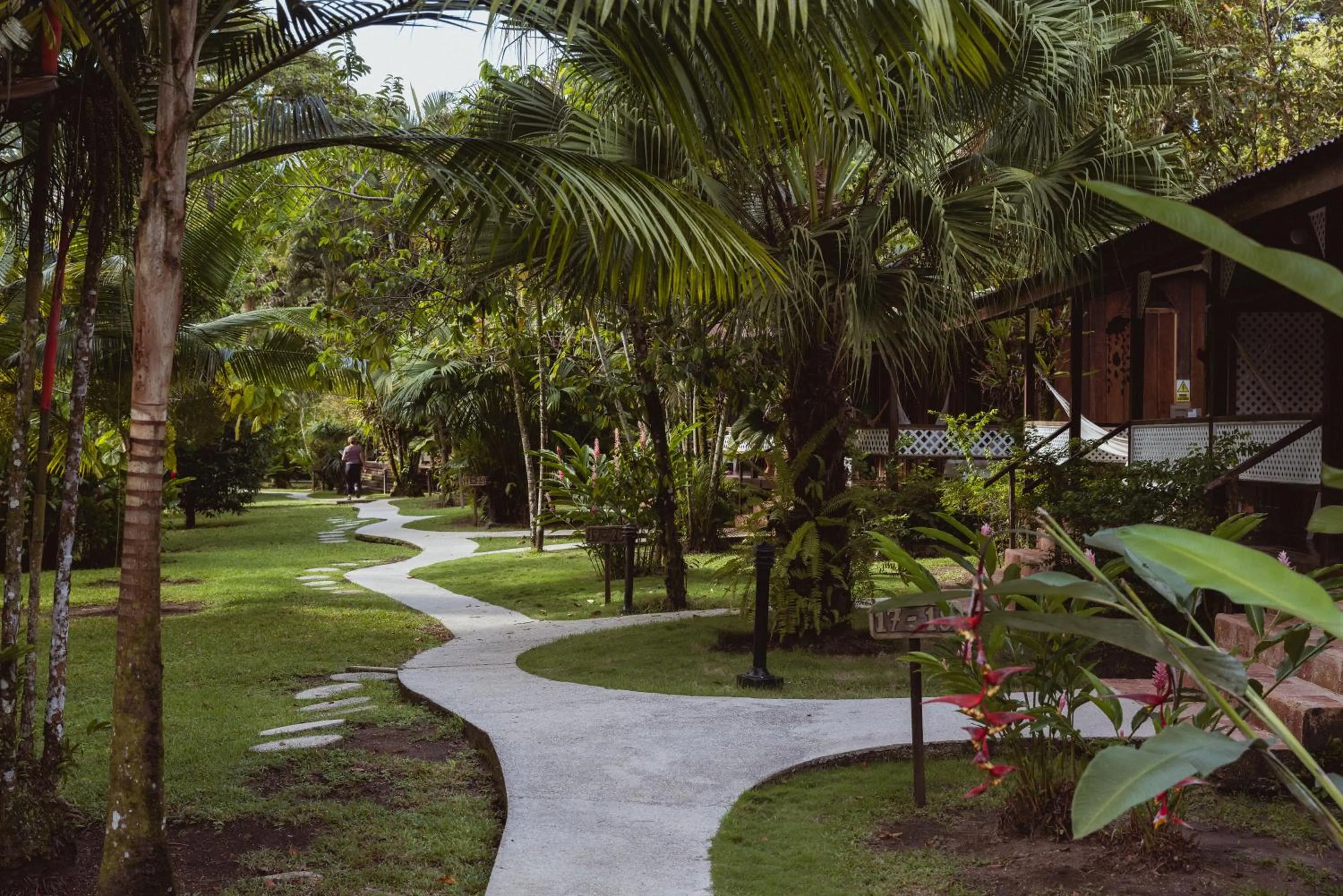 Garden in Mawamba Lodge