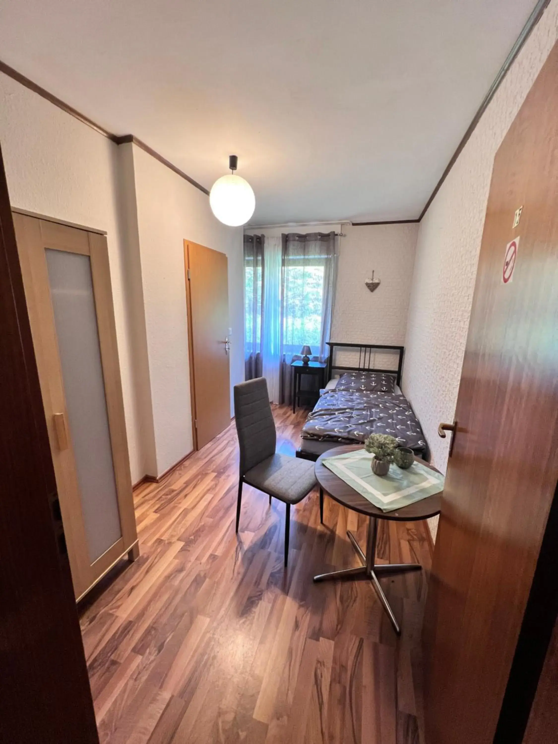 Single Room with Private Bathroom in Landgasthof Zum Anker Single Room with Private Bathroom in Landgasthof Zum Anker