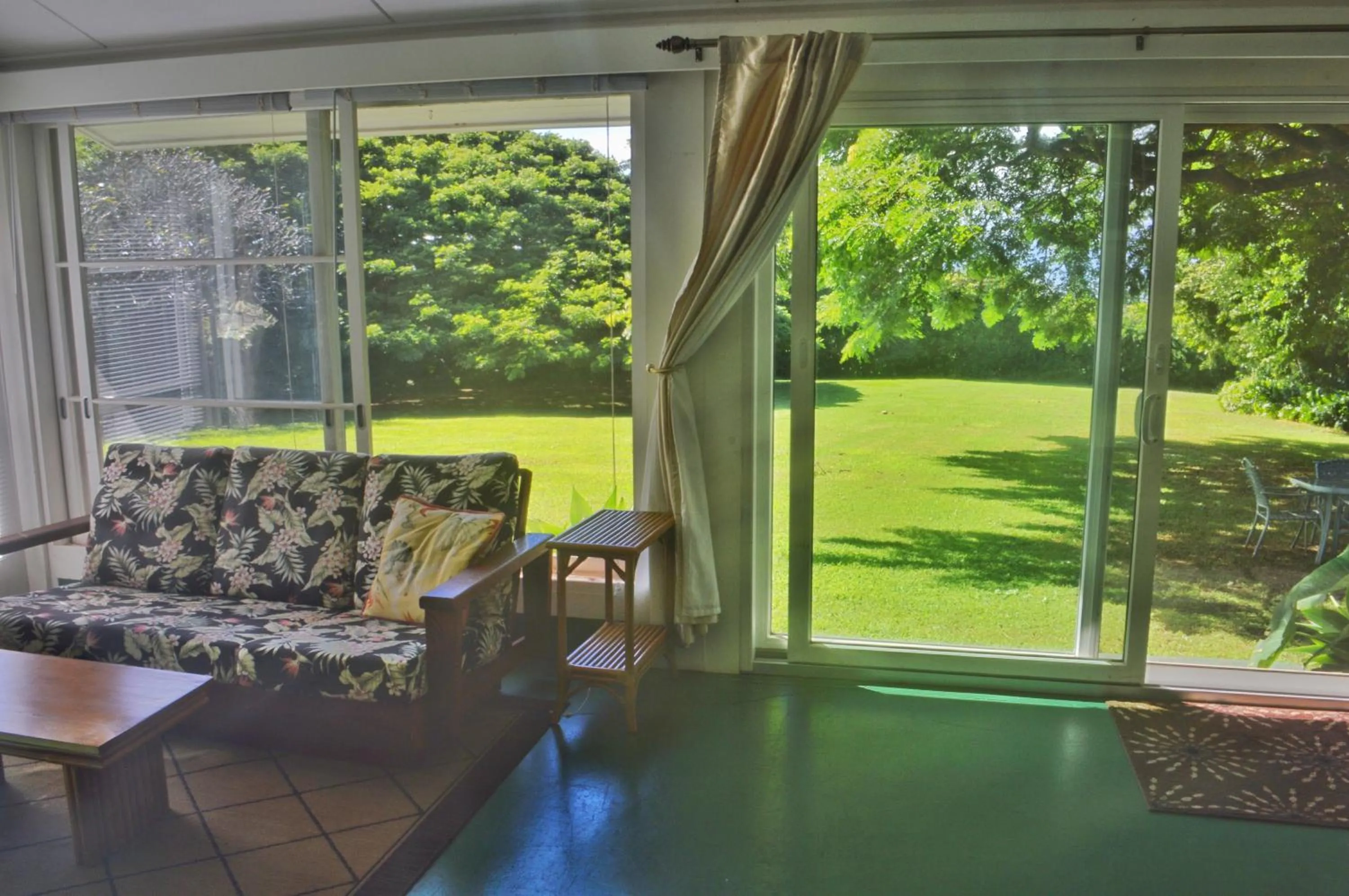Patio in Banyan Tree B&B Retreat