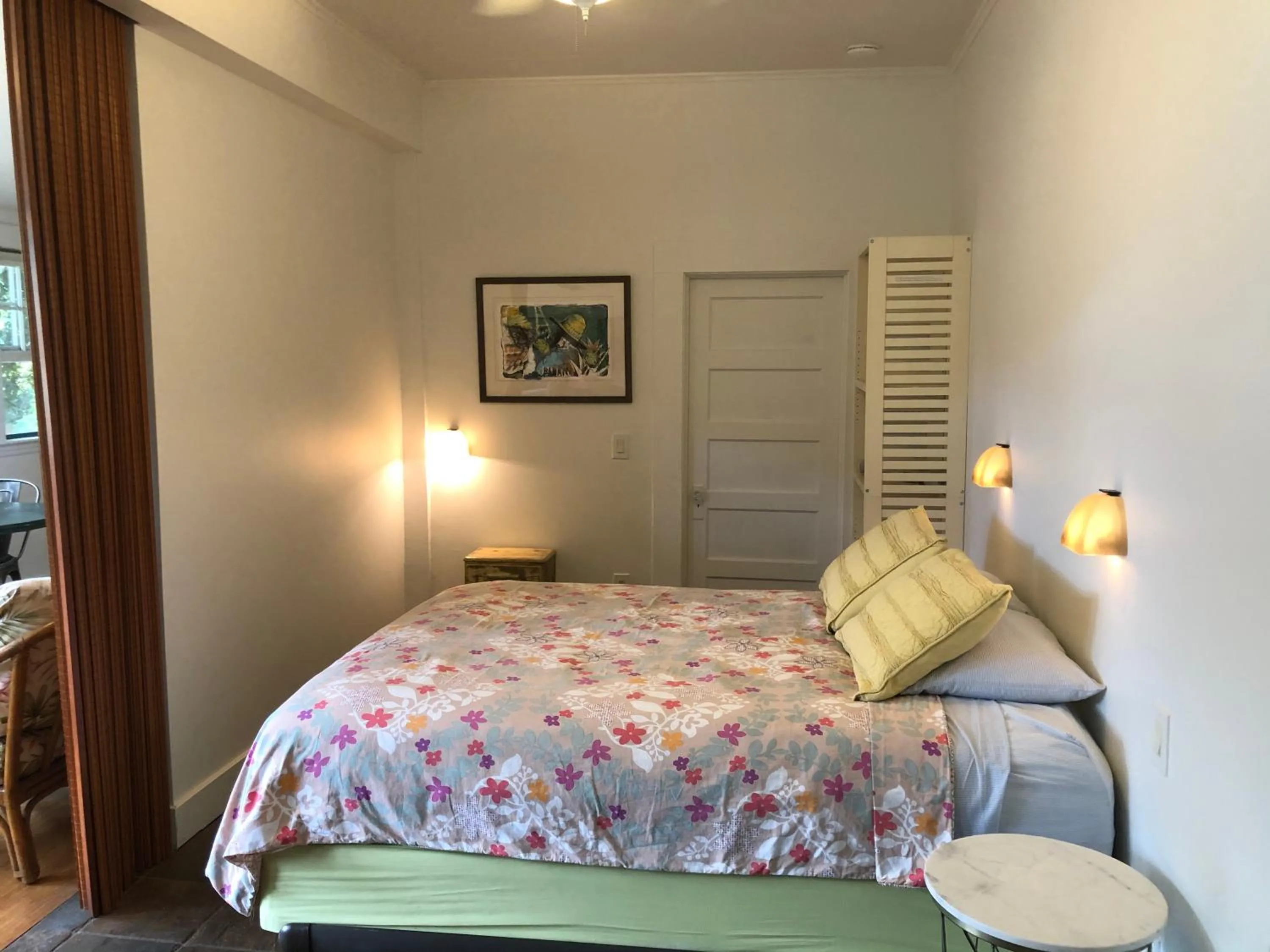 Bed in Banyan Tree B&B Retreat