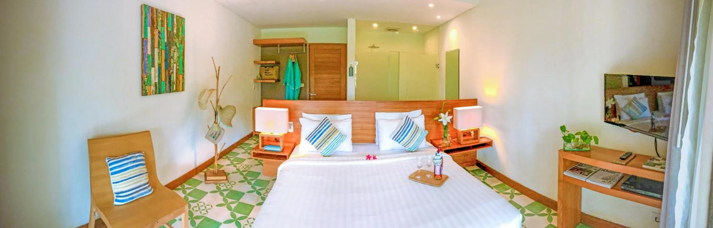 Photo of the whole room, Bed in The Open House Jimbaran Bali