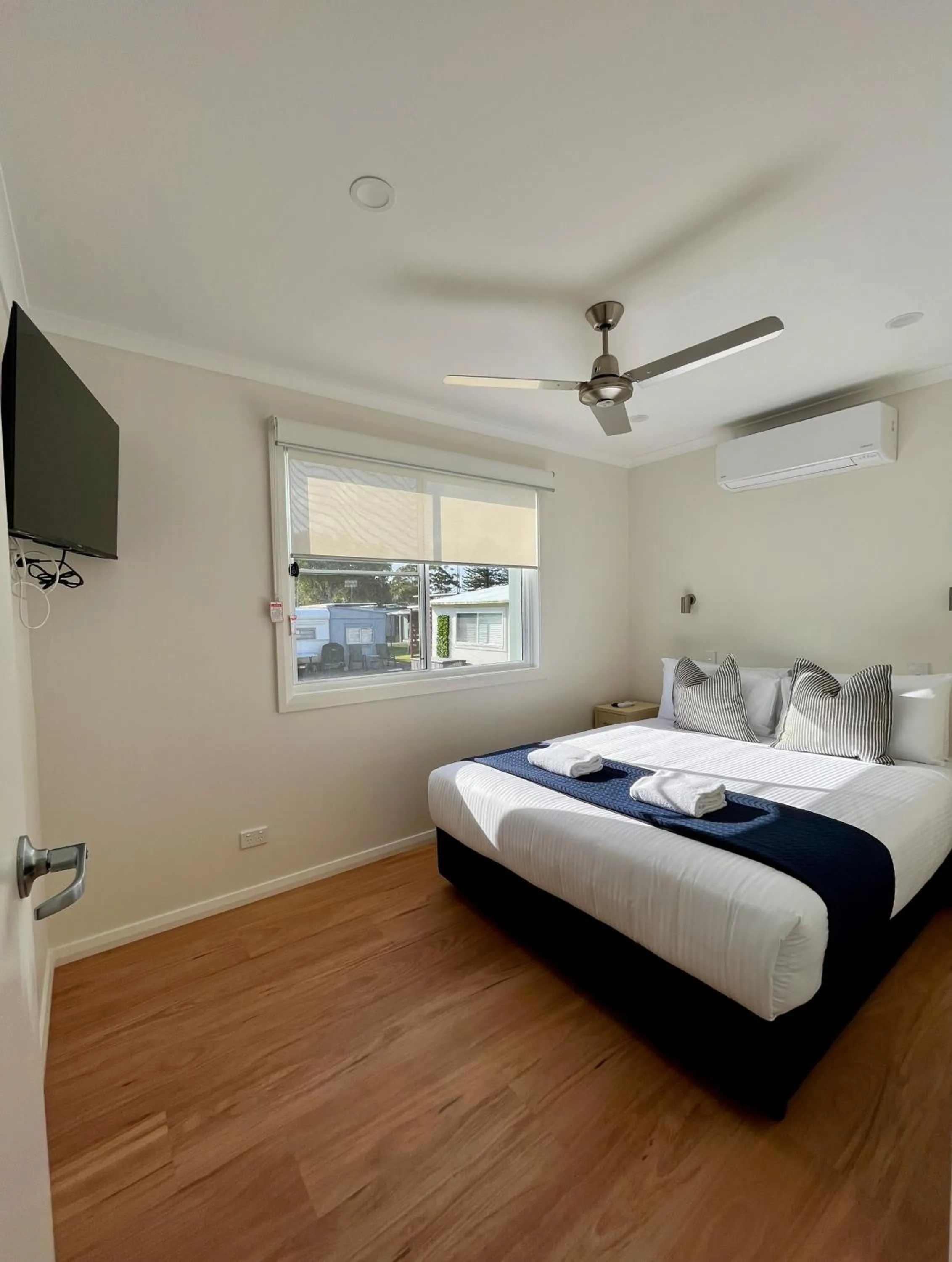 Bedroom, Bed in Shelly Beach Holiday Park