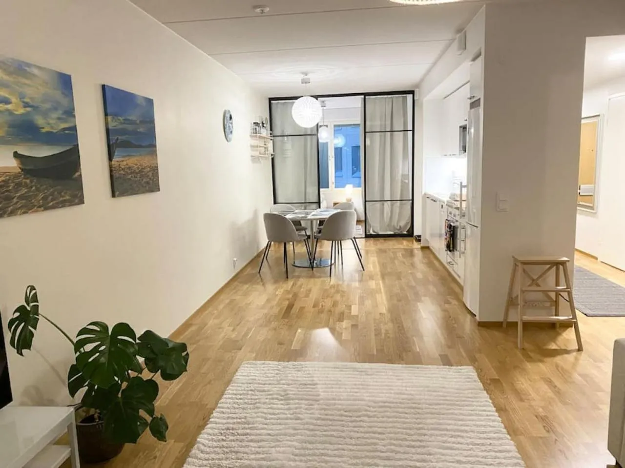 HHH Dream stay on Helsinki seafront, free parking