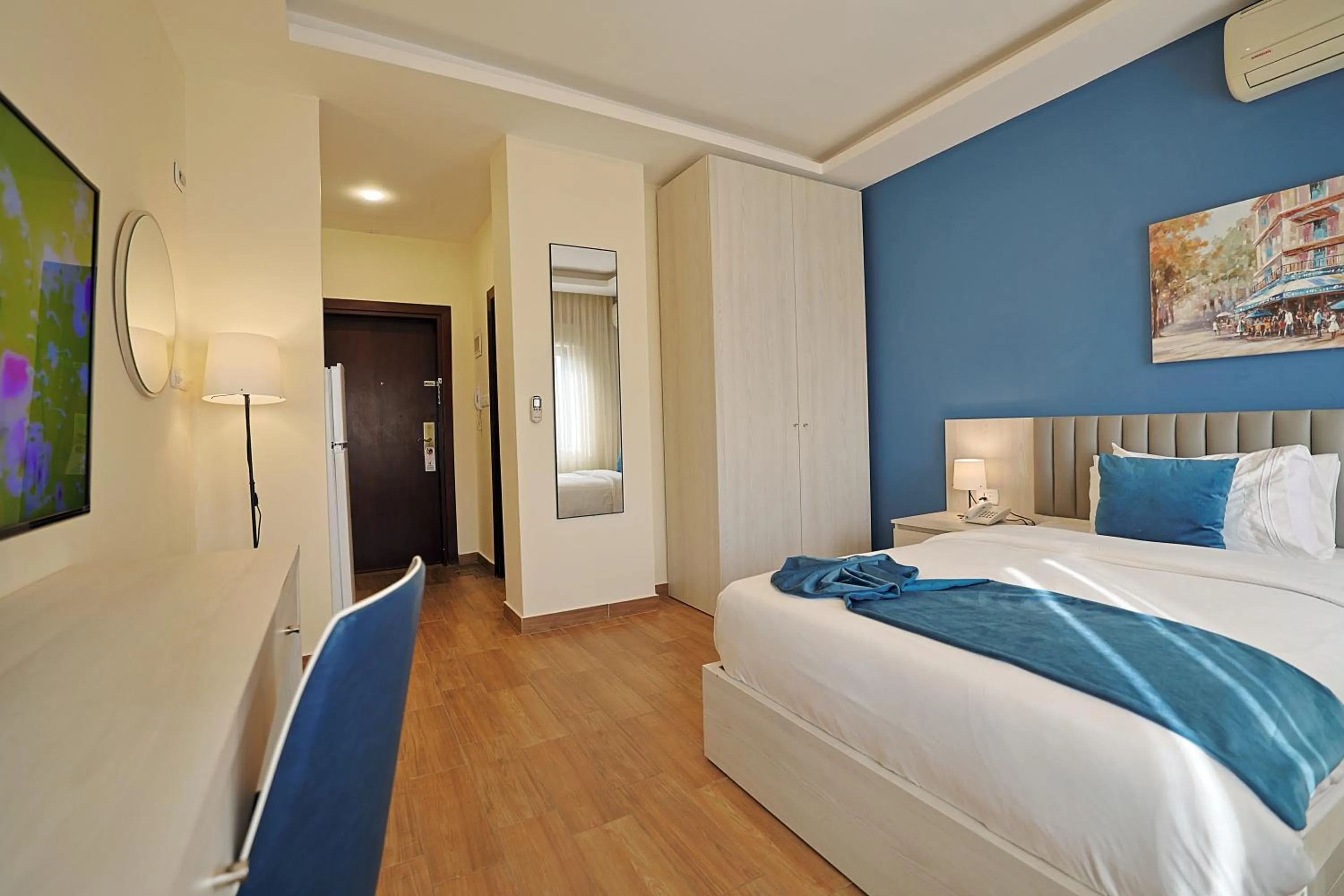 Bed in 46 Serviced Apartments