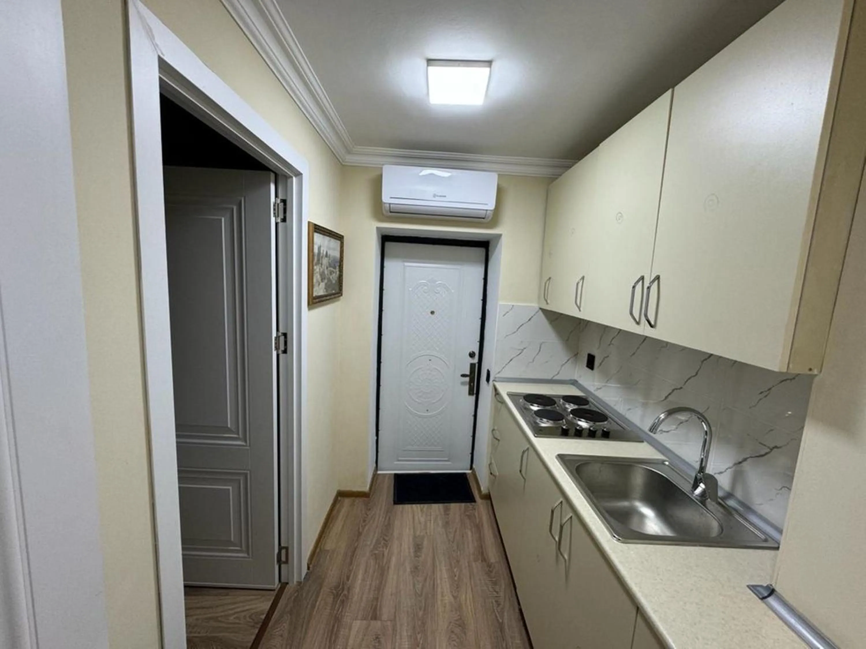 Kitchen or kitchenette in Hillside City Center Hotel