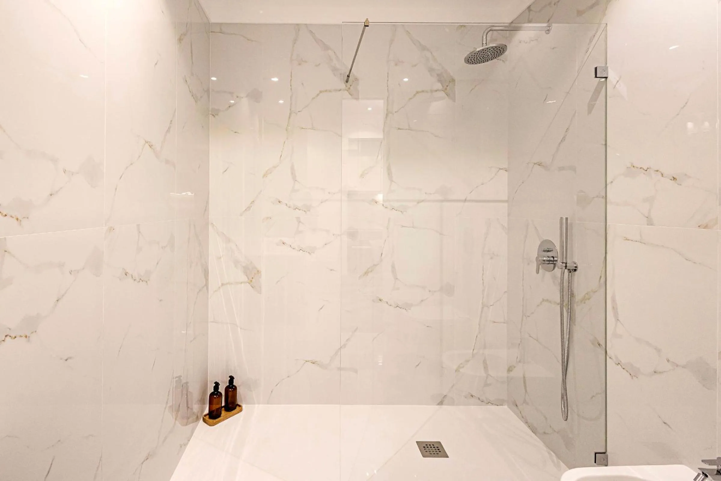 Bathroom in 19 Nineteen Suites - Espinho