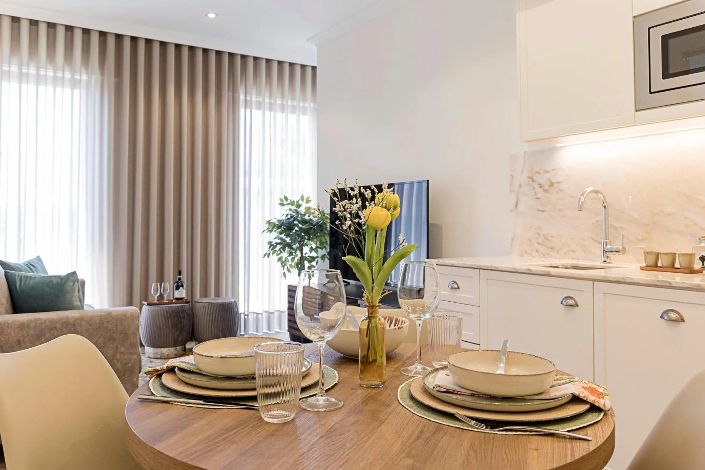 19 Nineteen Suites - Espinho