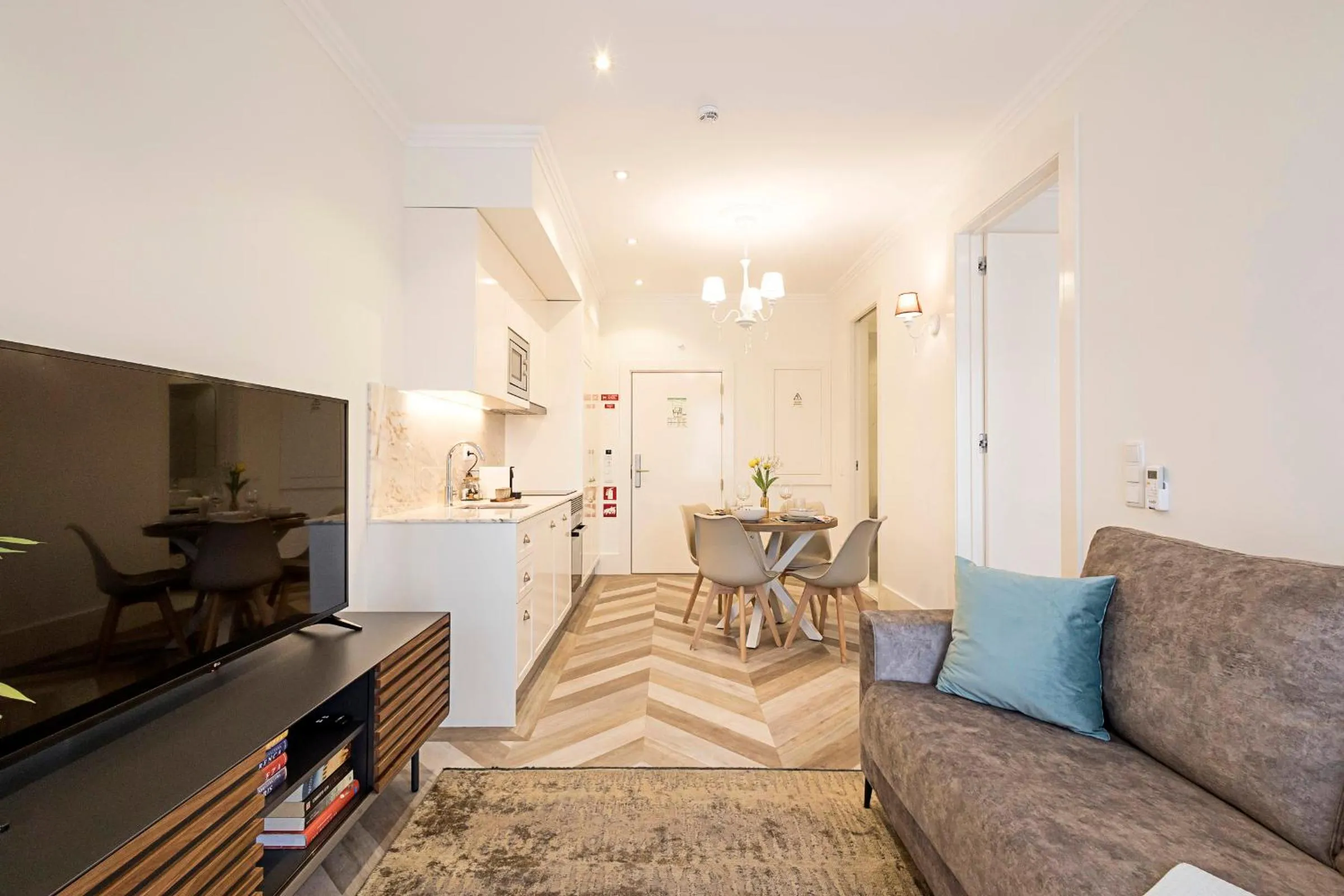 19 Nineteen Suites - Espinho