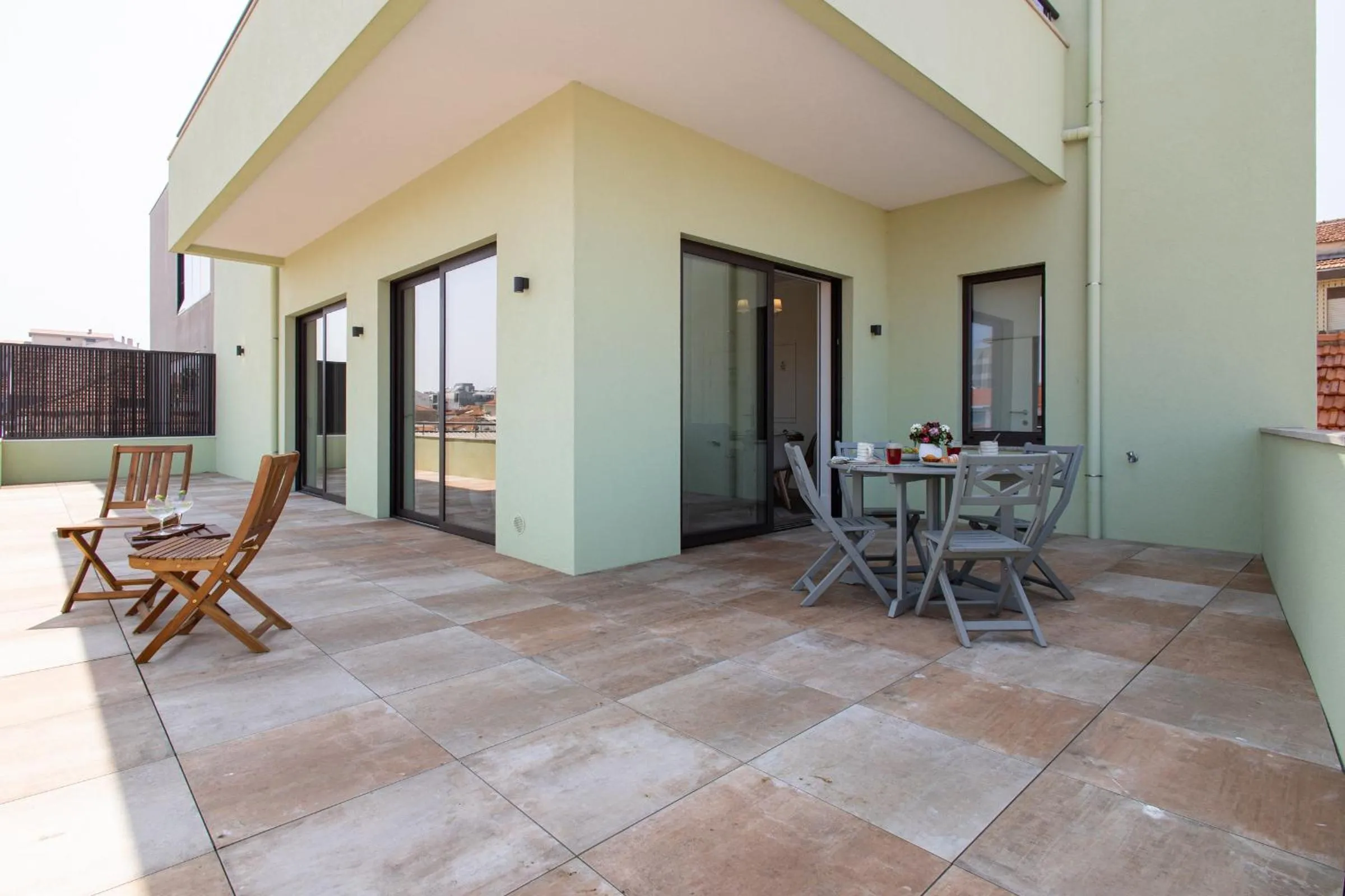 19 Nineteen Suites - Espinho