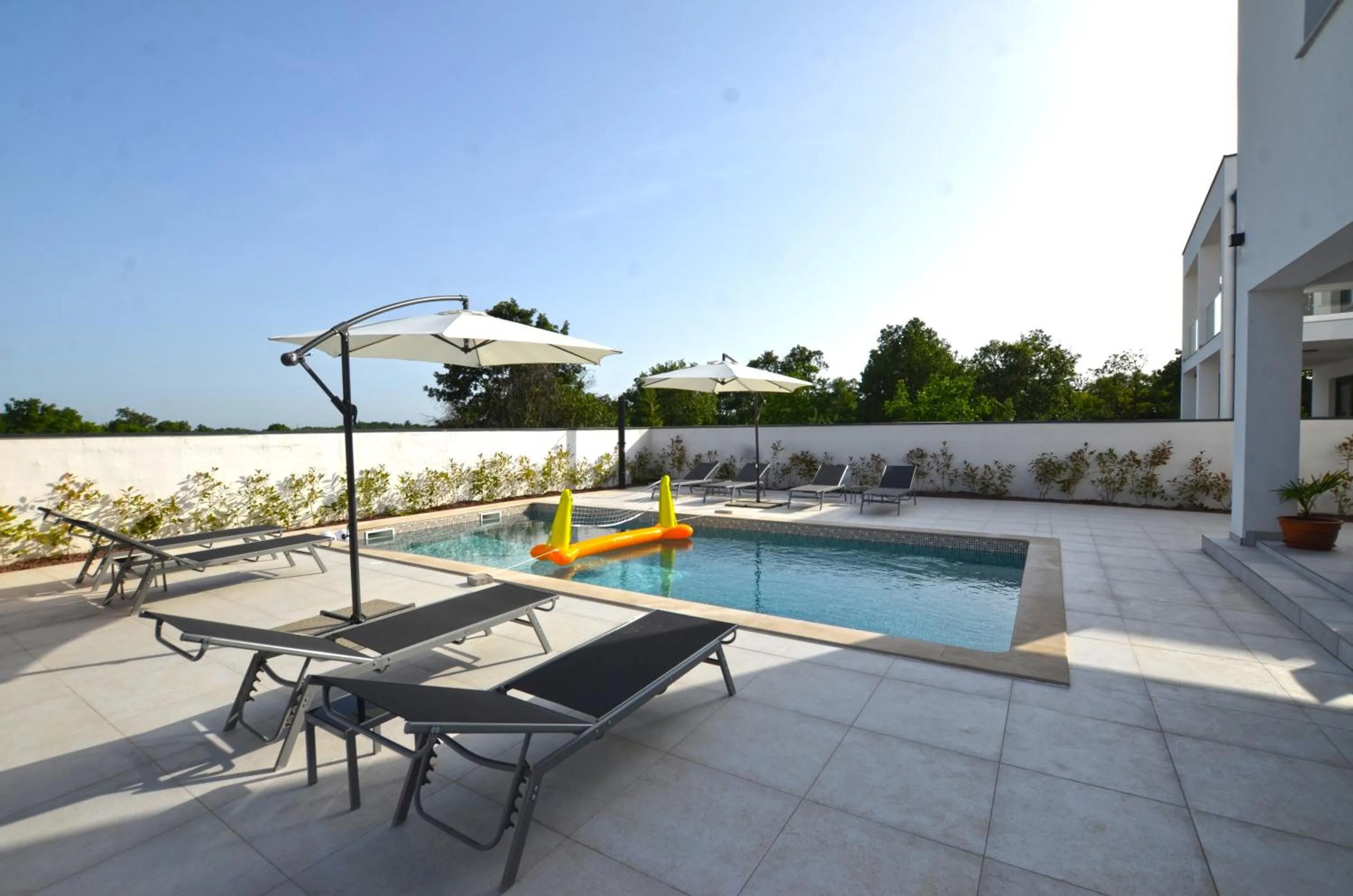 Swimming pool in Villa 5H