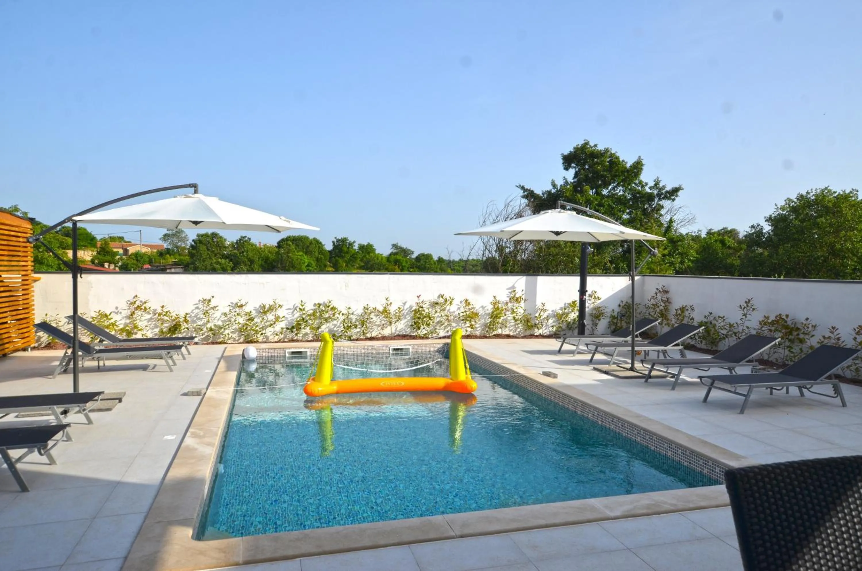 Swimming pool in Villa 5H