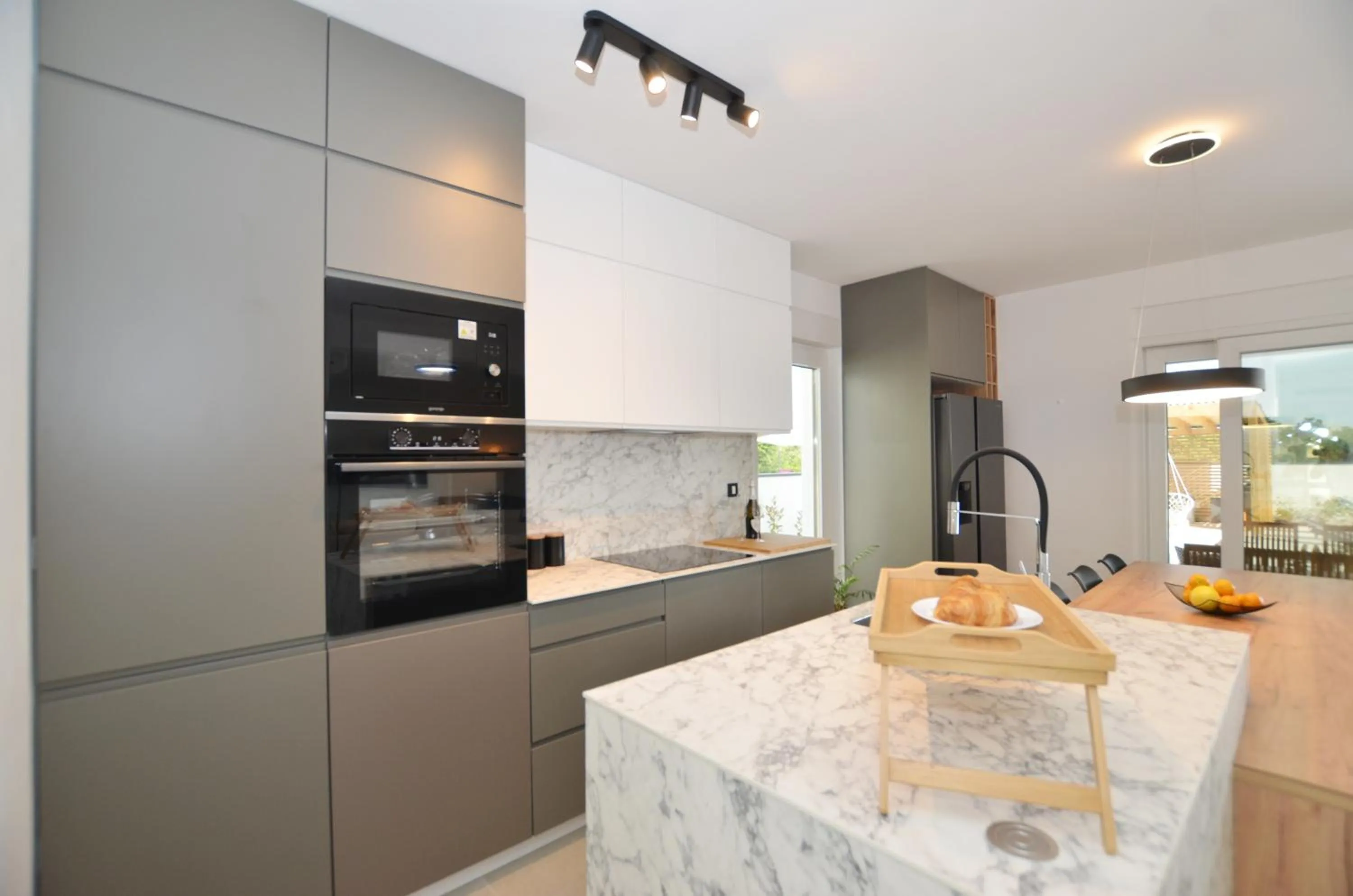 Kitchen or kitchenette in Villa 5H