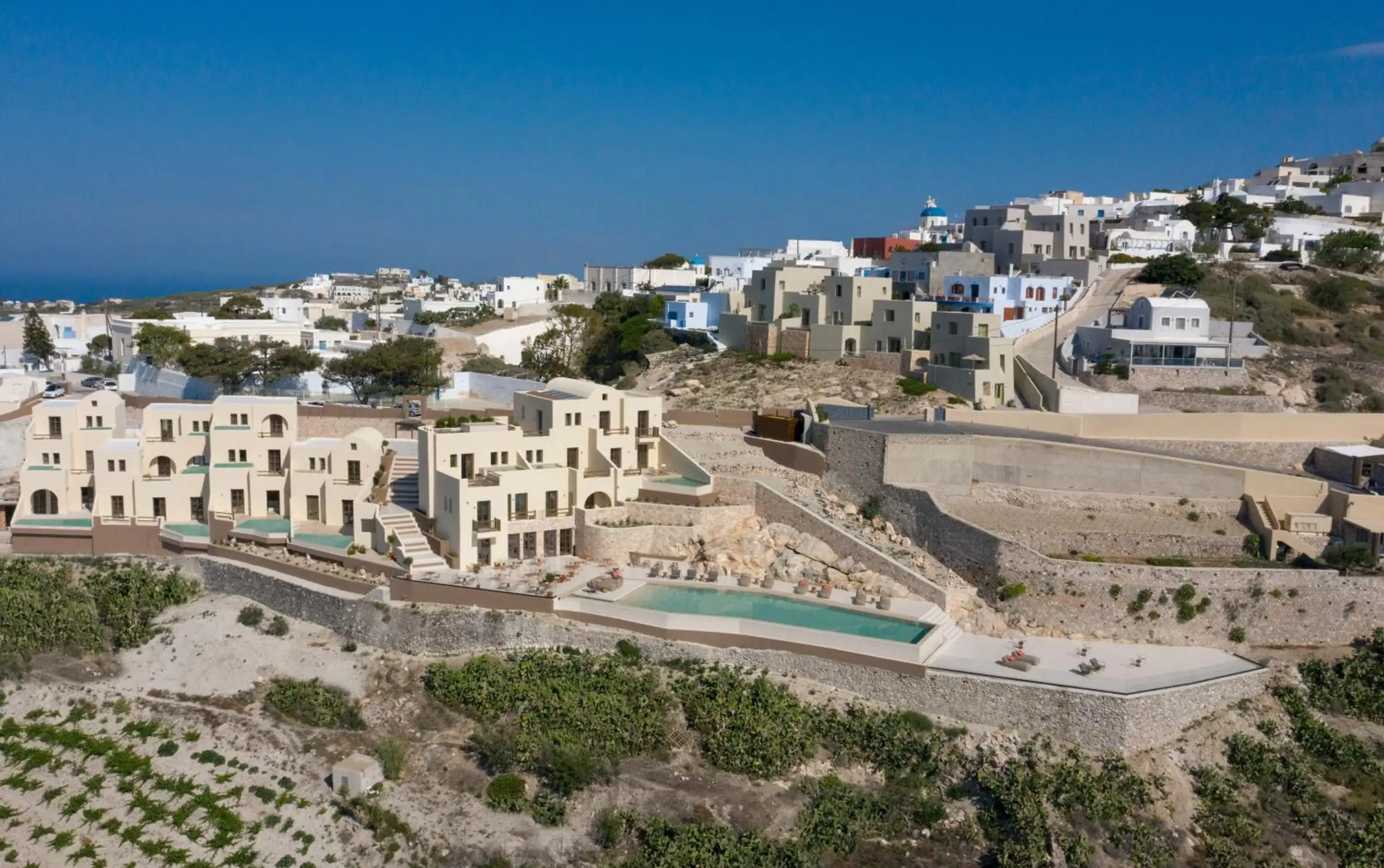 Property building in Elessa Hotel Property building in Elessa Hotel