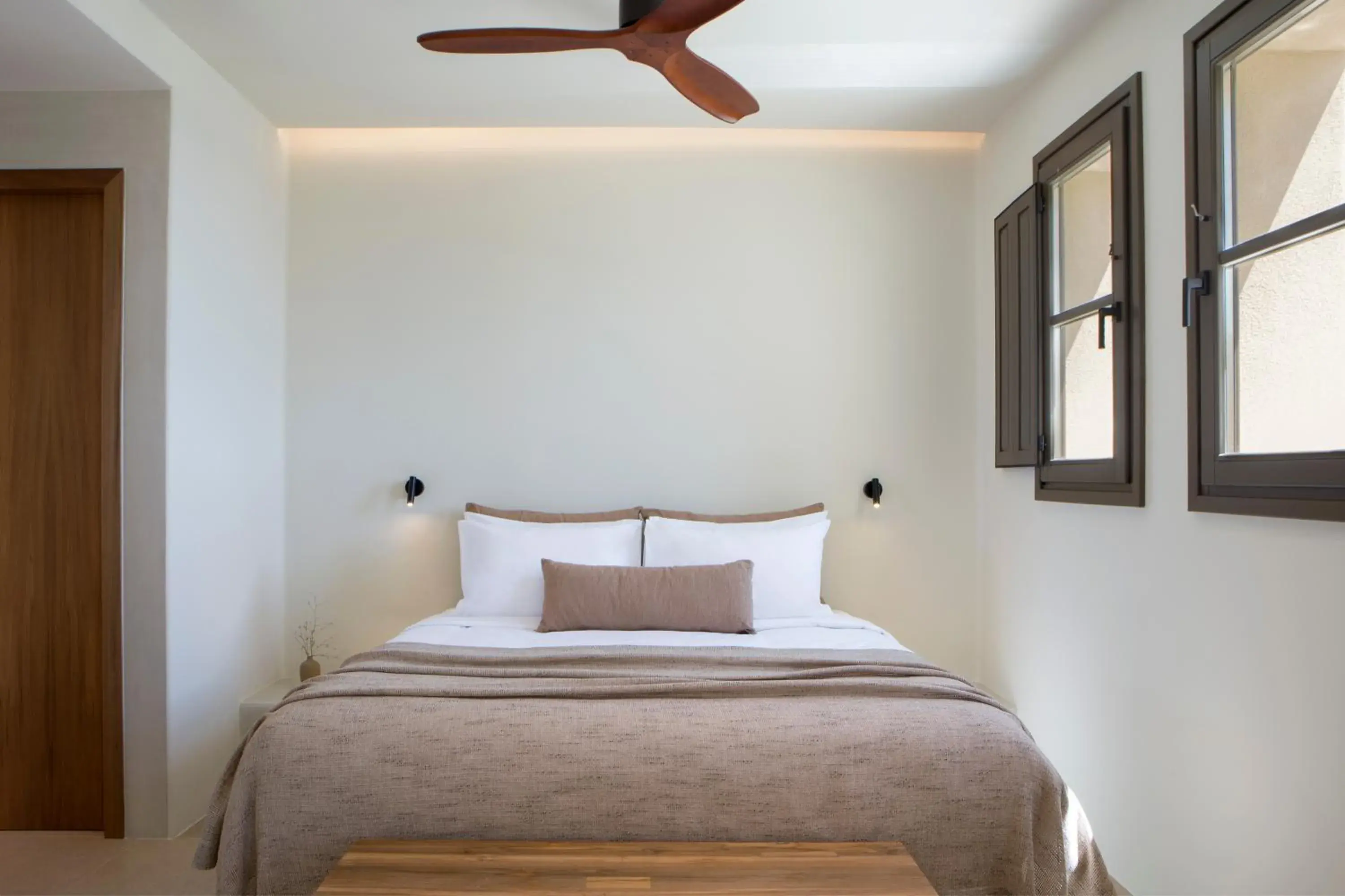 Bed in Elessa Hotel Bed in Elessa Hotel