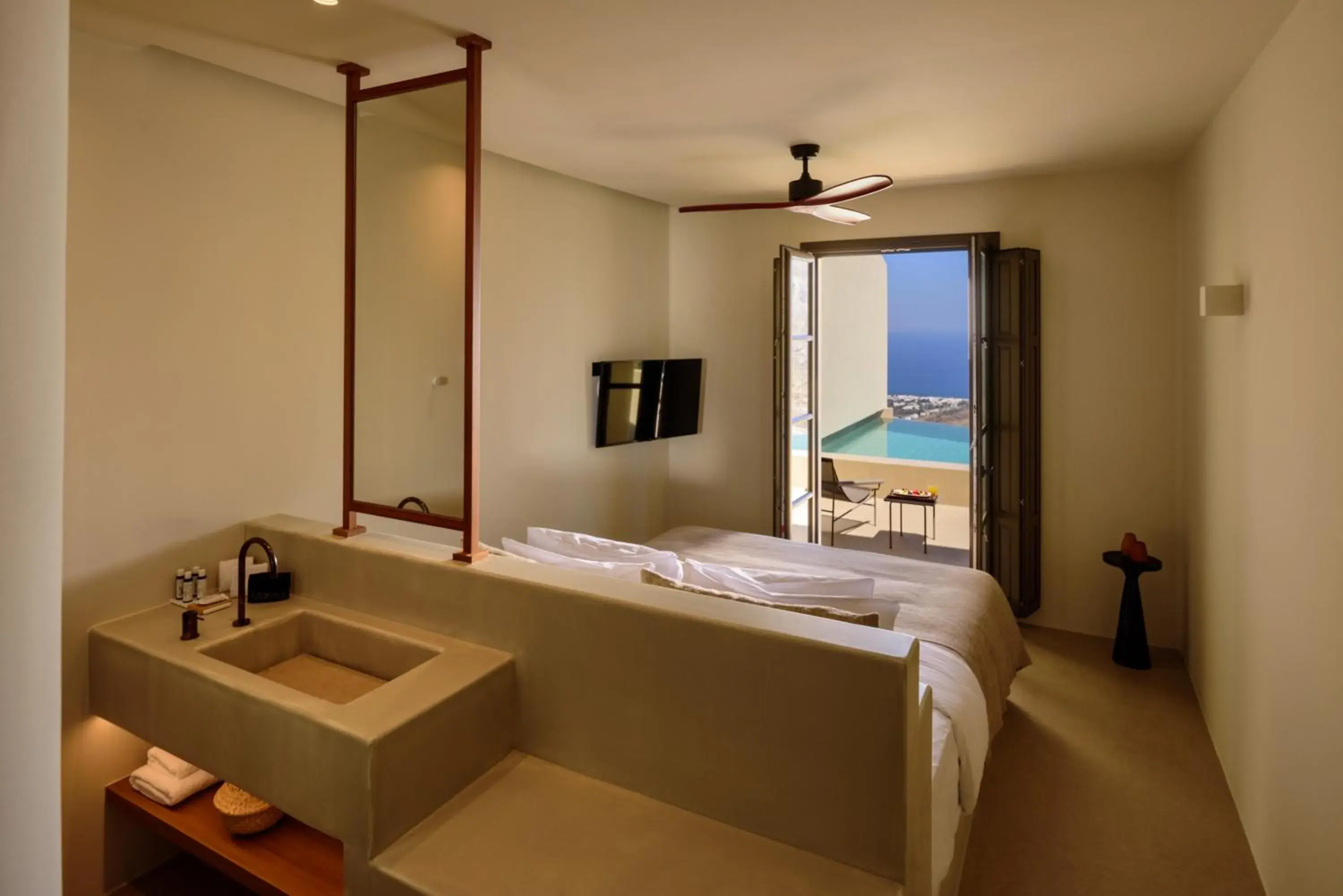 Bed in Elessa Hotel Bed in Elessa Hotel