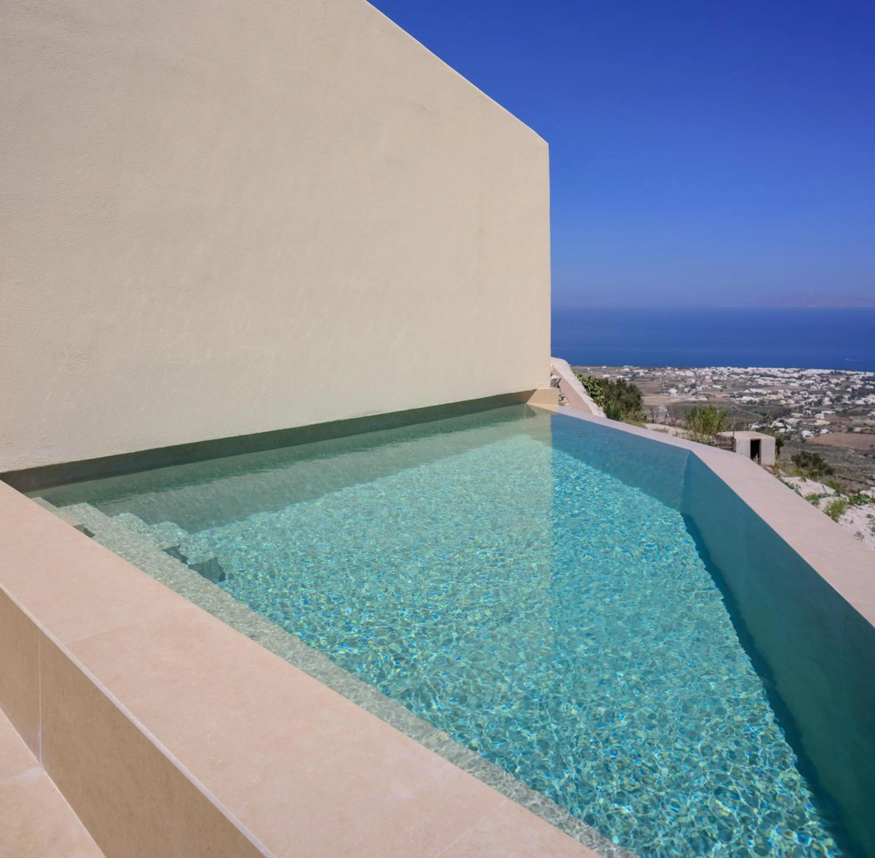 Balcony/Terrace in Elessa Hotel