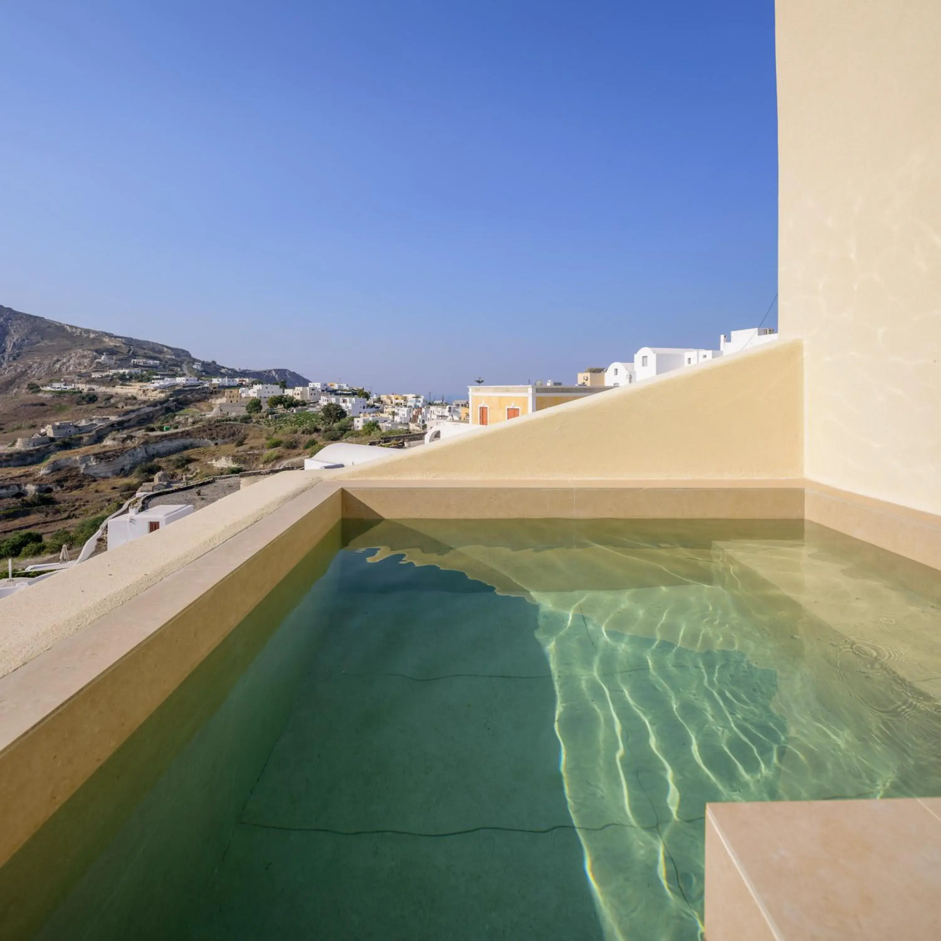 Property building in Elessa Hotel Property building in Elessa Hotel