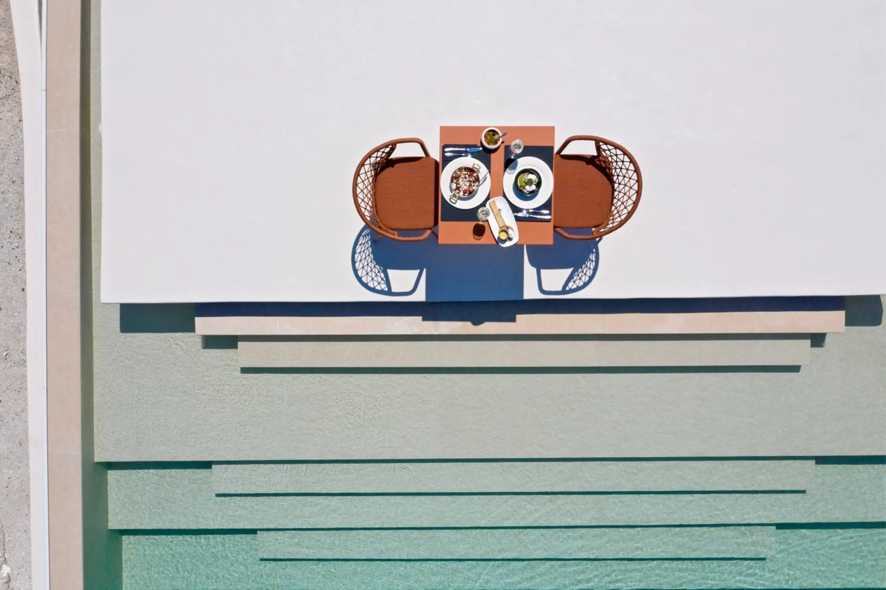 Food and drinks in Elessa Hotel Food and drinks in Elessa Hotel