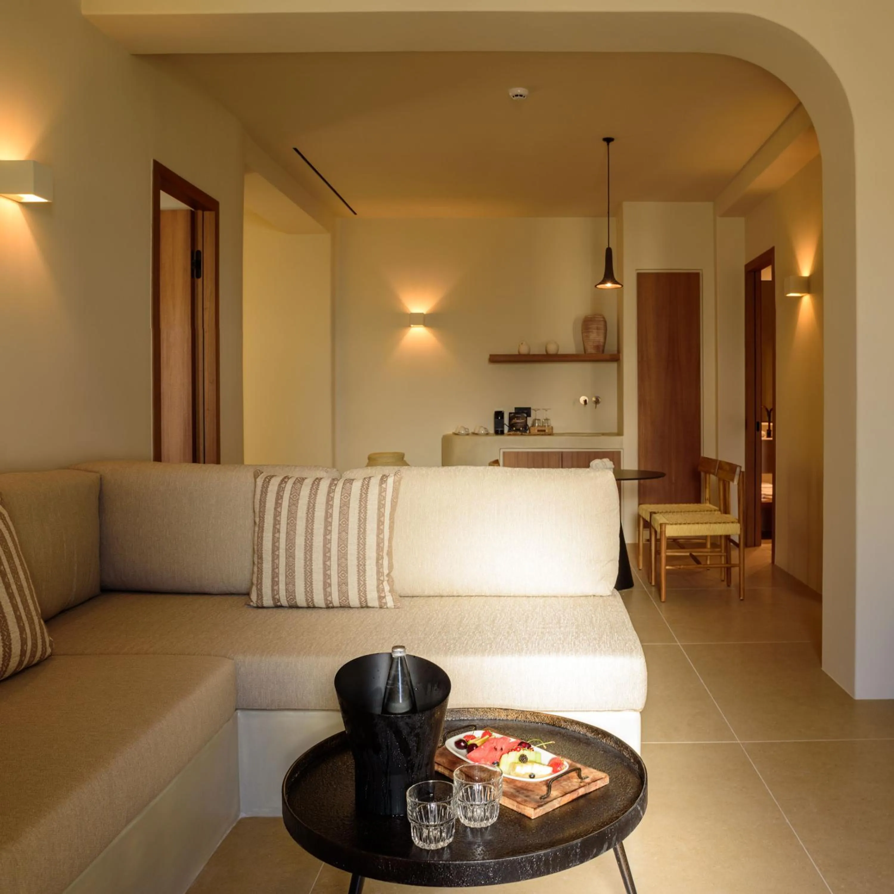 TV and multimedia in Elessa Hotel