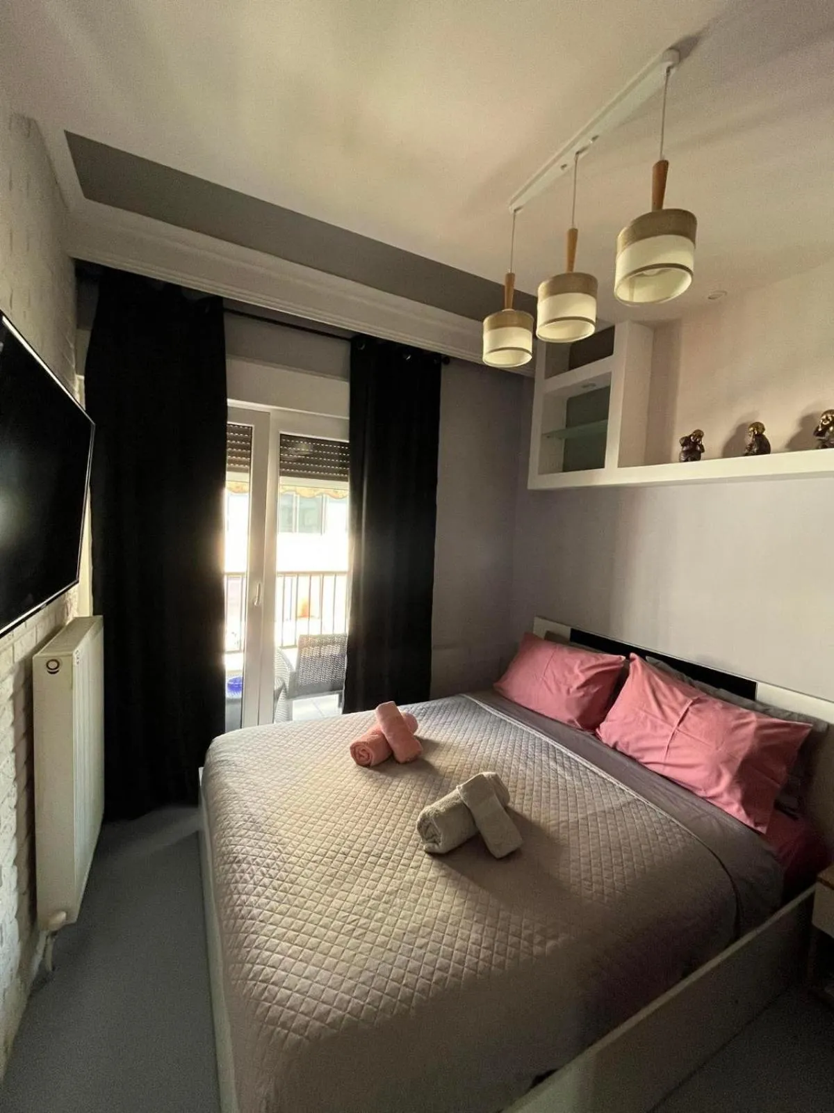Bedroom, Bed in VIP Apt. Pezodromos Kalamarias