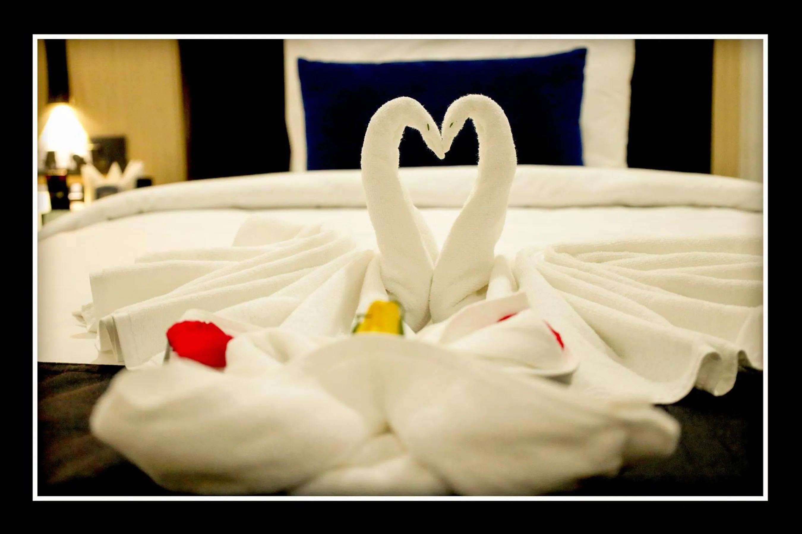 Bed in Sri Sri Sri Excellency