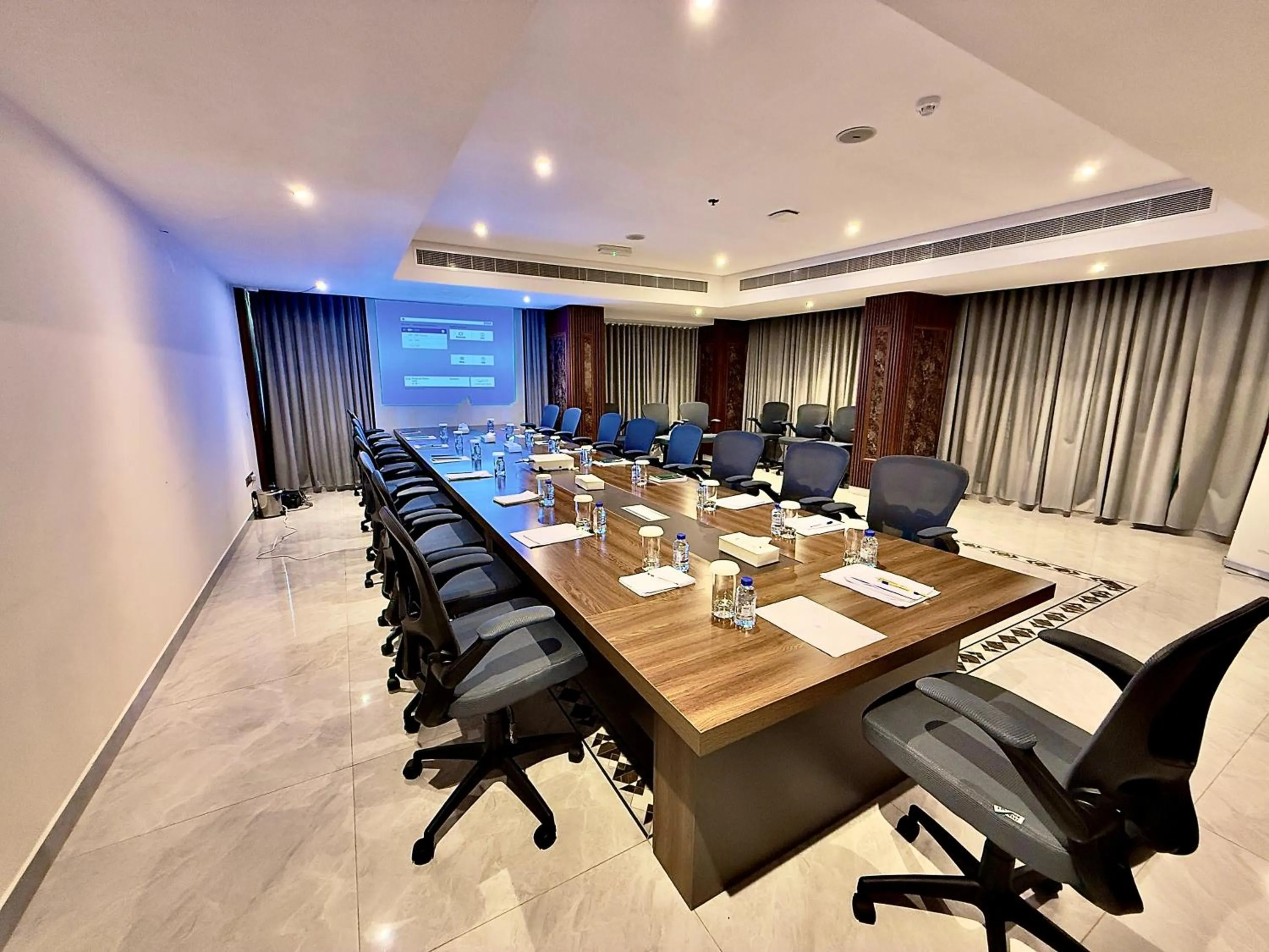 Meeting/conference room in Salalah International Hotel