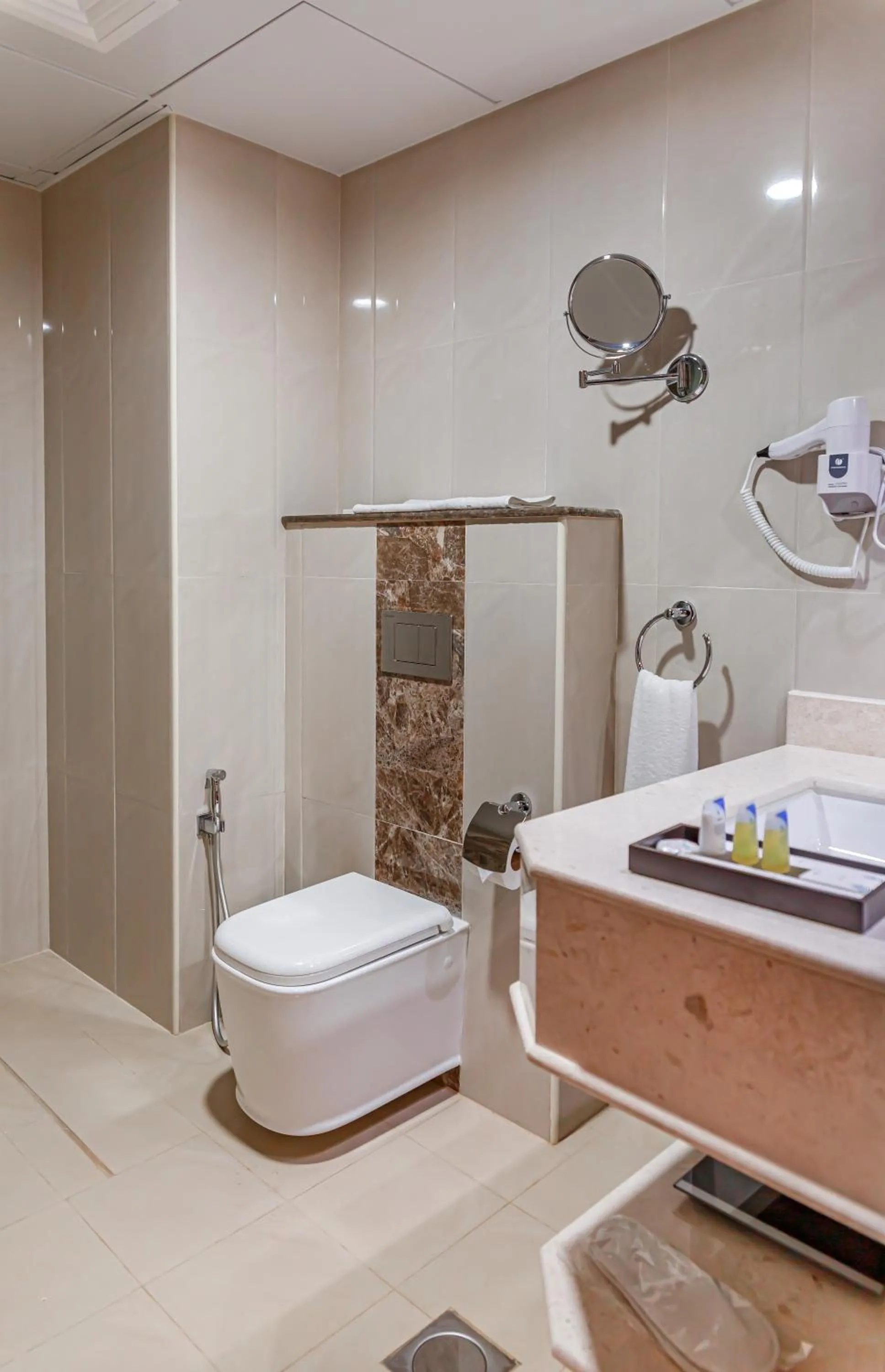 Shower in Salalah International Hotel