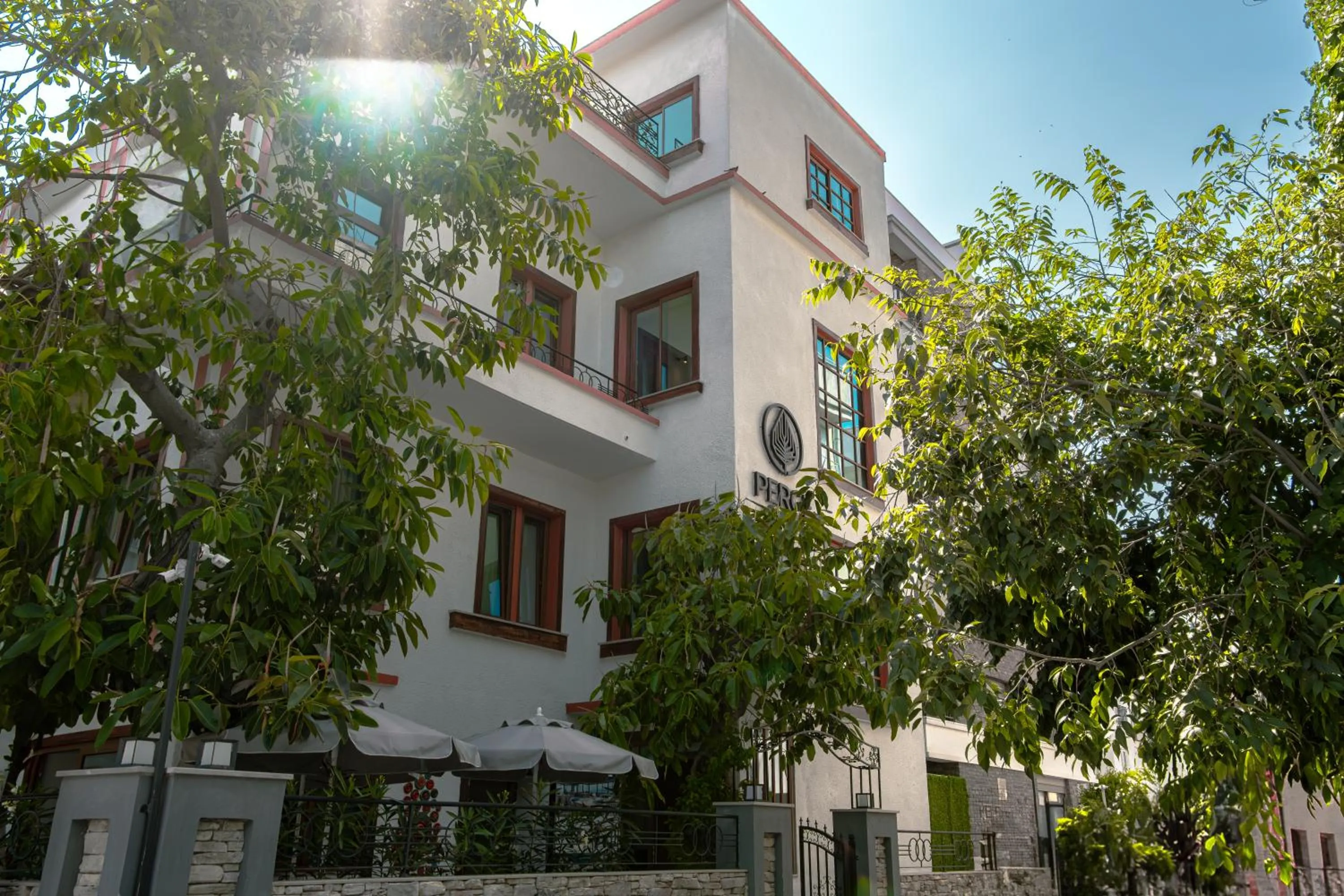 Perge Pine Green Hotel