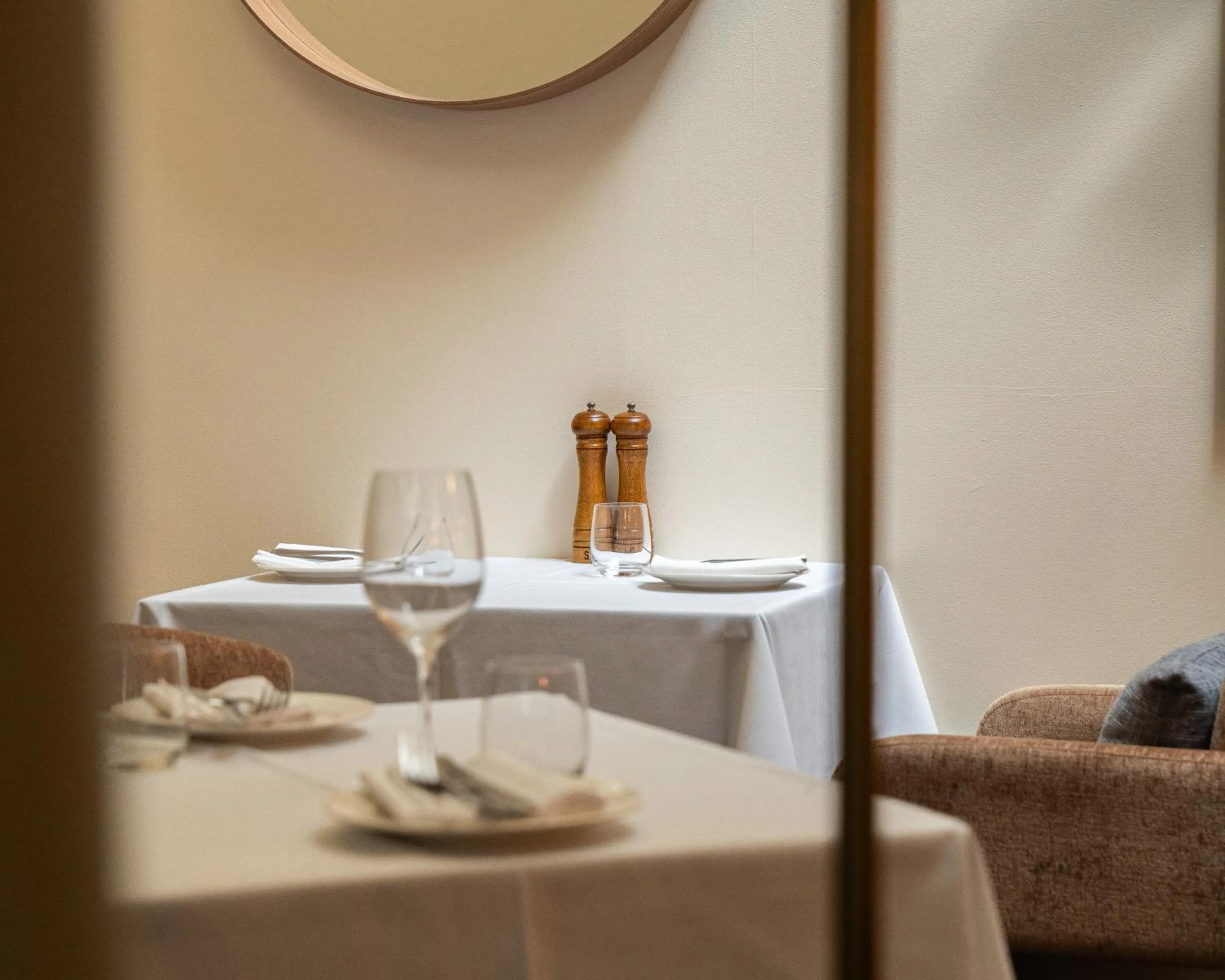 Restaurant/places to eat in Millennium Hotel London Knightsbridge