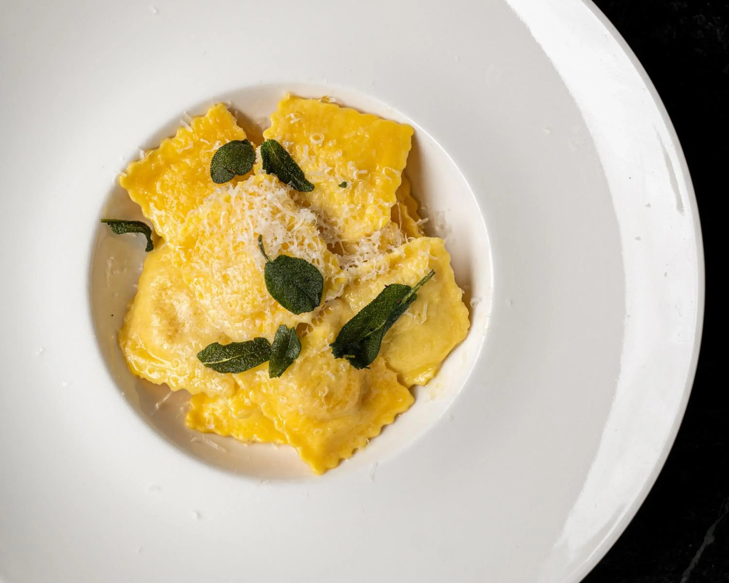 Restaurant/places to eat in Millennium Hotel London Knightsbridge Restaurant/places to eat in Millennium Hotel London Knightsbridge