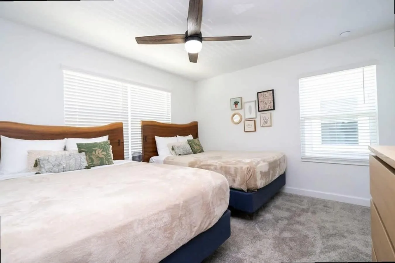 Bed in Splendid 5Bd Close to Disney at Storey Lake 4251