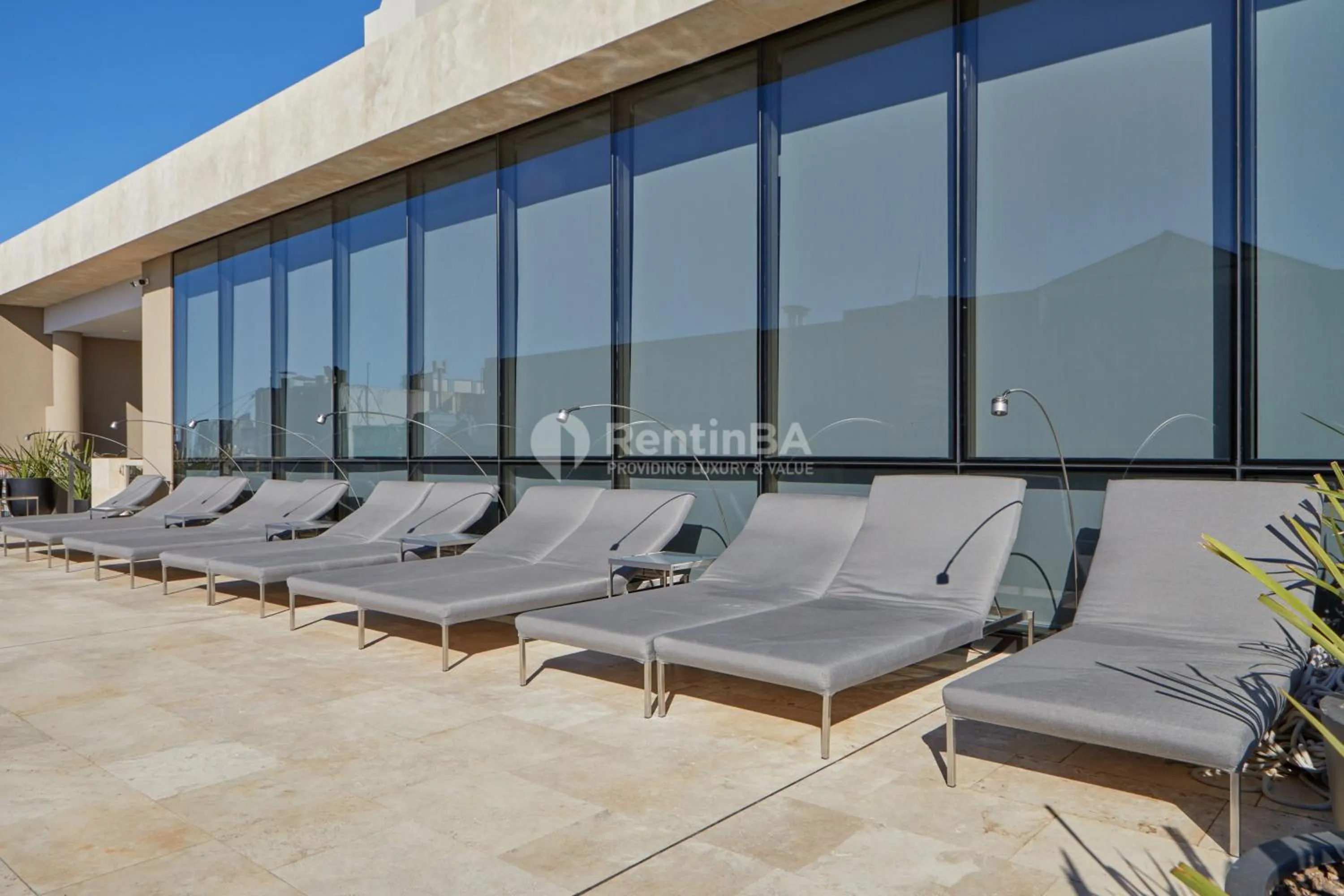 Day in Nido at Recoleta Deco