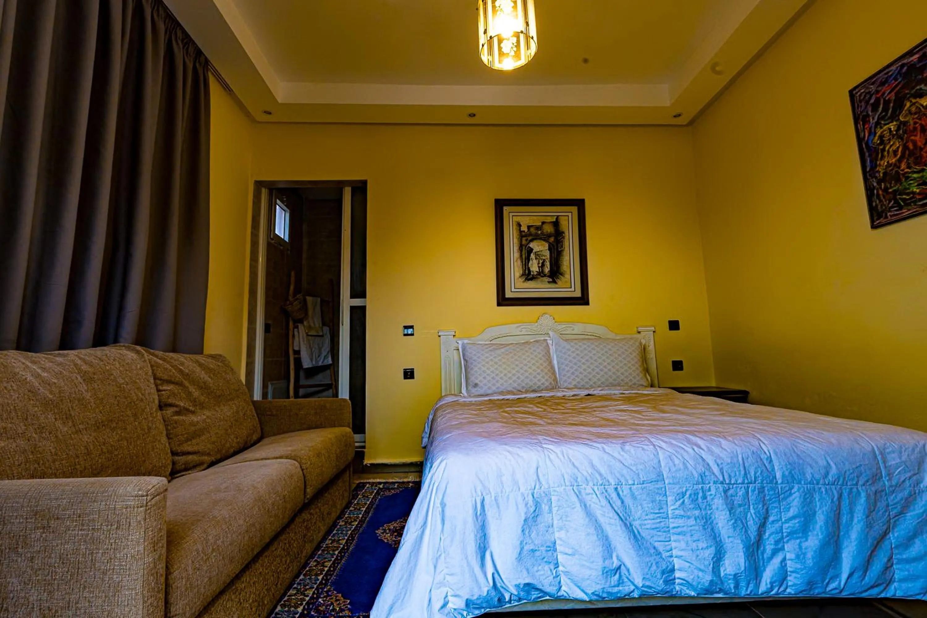 Bed in Villa Baddi Marrakech