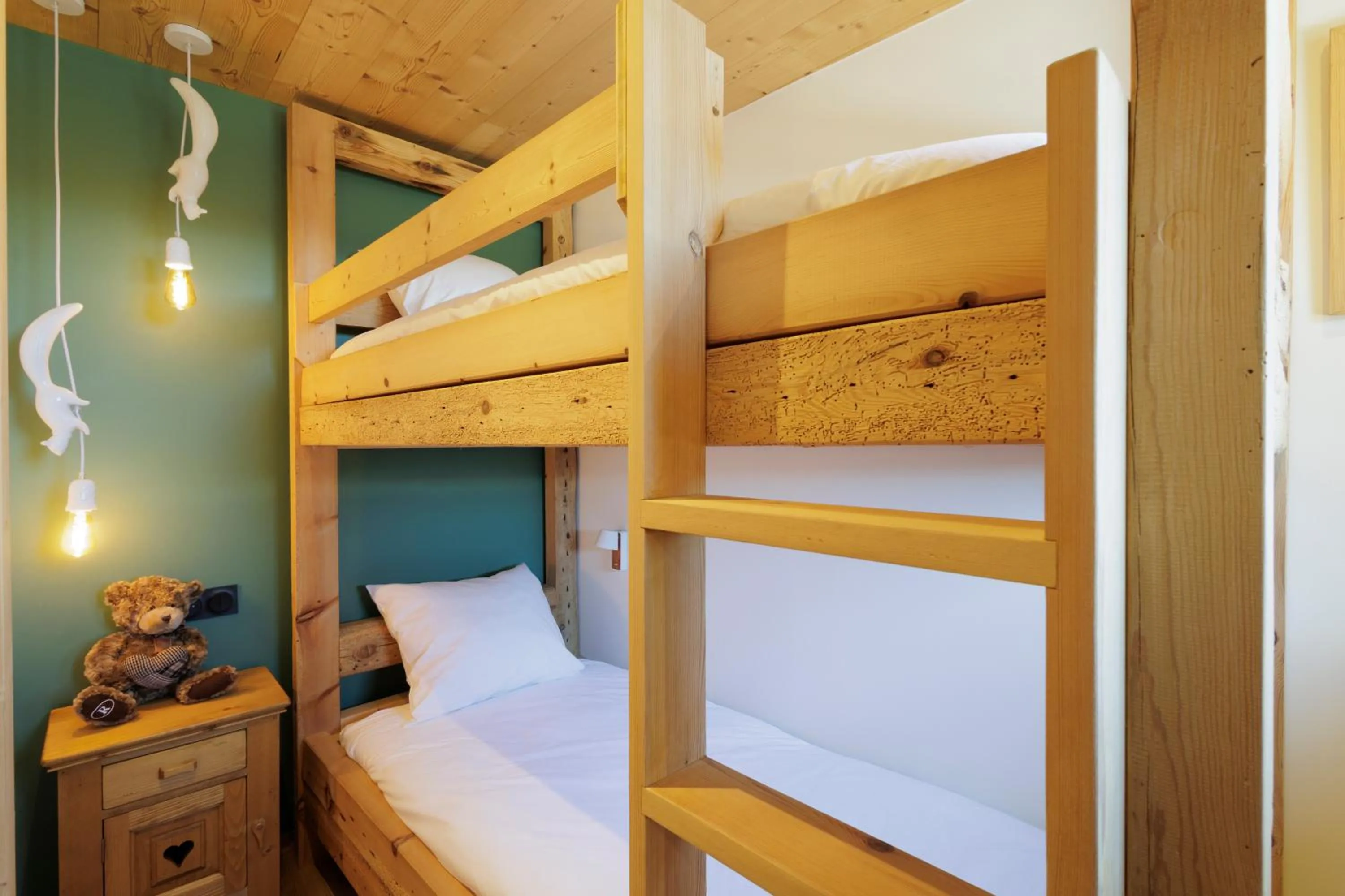 Bedroom, Bed in Le Refuge Cal Chalon , chalet de luxe au cœur du village