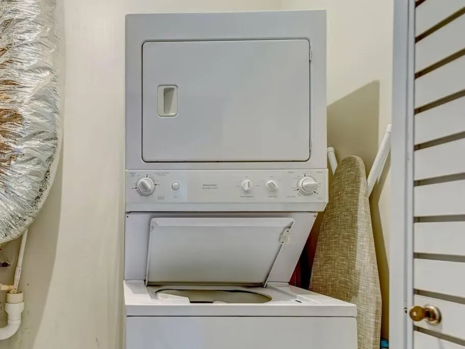 Loft steps from City Hall and River Streets