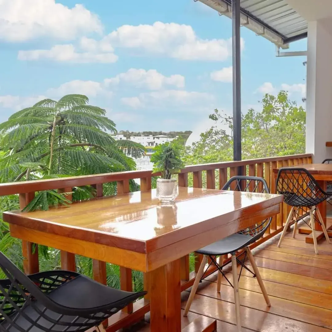 Double Room with Balcony (2 Adults + 1 Child) in HOTEL AYRE By Baltra Double Room with Balcony (2 Adults + 1 Child) in HOTEL AYRE By Baltra