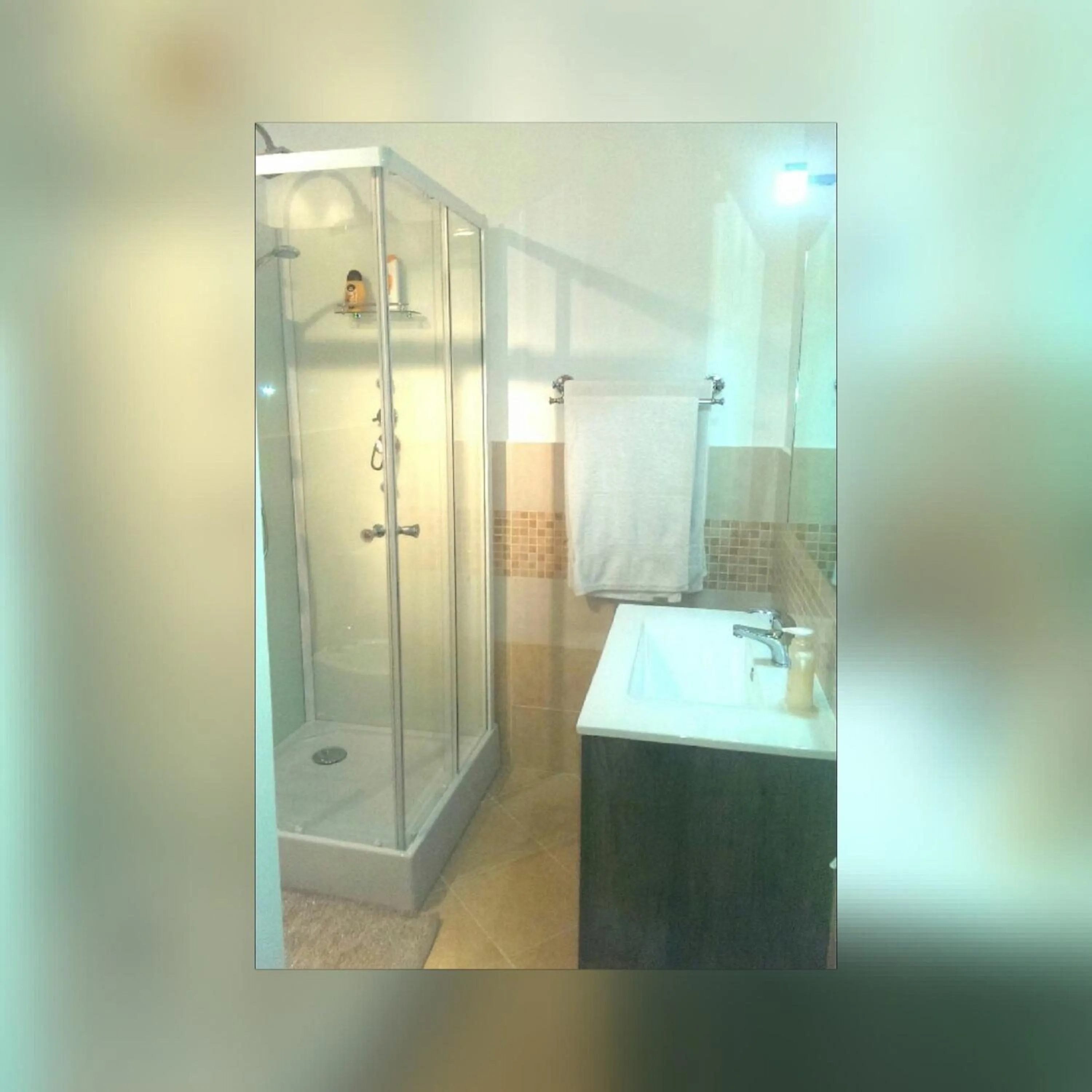 Shower in I Faraglioni Comfort Rooms