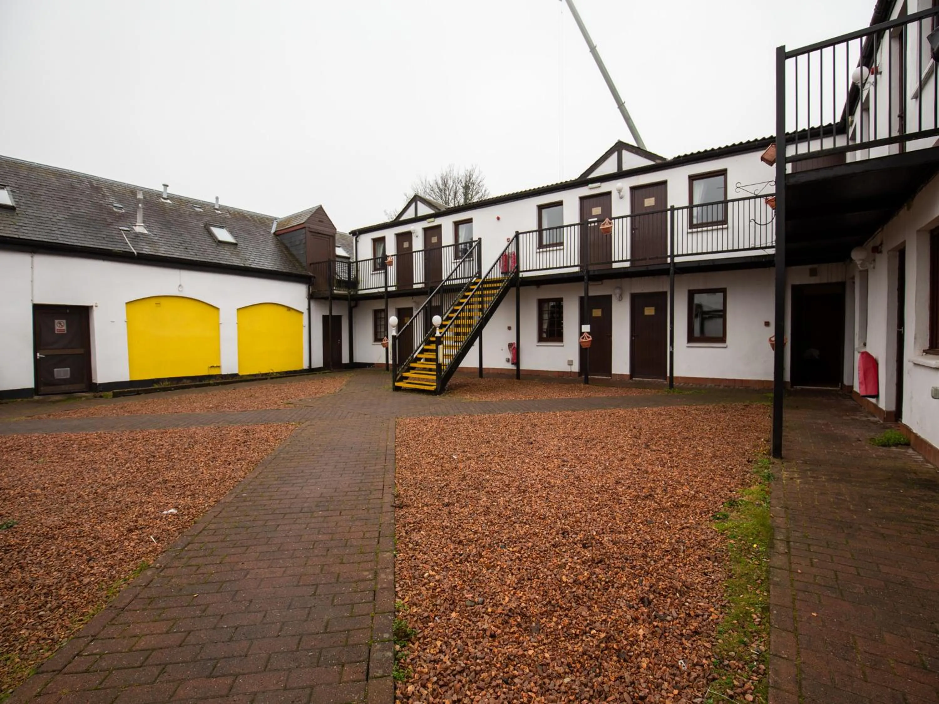 Facade/entrance in Longforgan Coaching Inn
