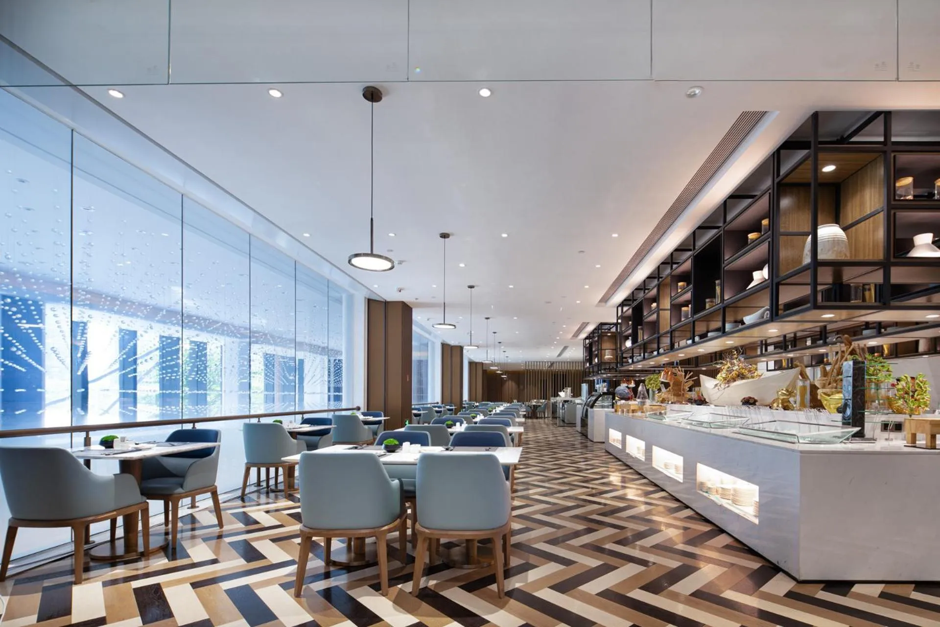 Restaurant/places to eat in Wyndham Garden Shenzhen Longhua