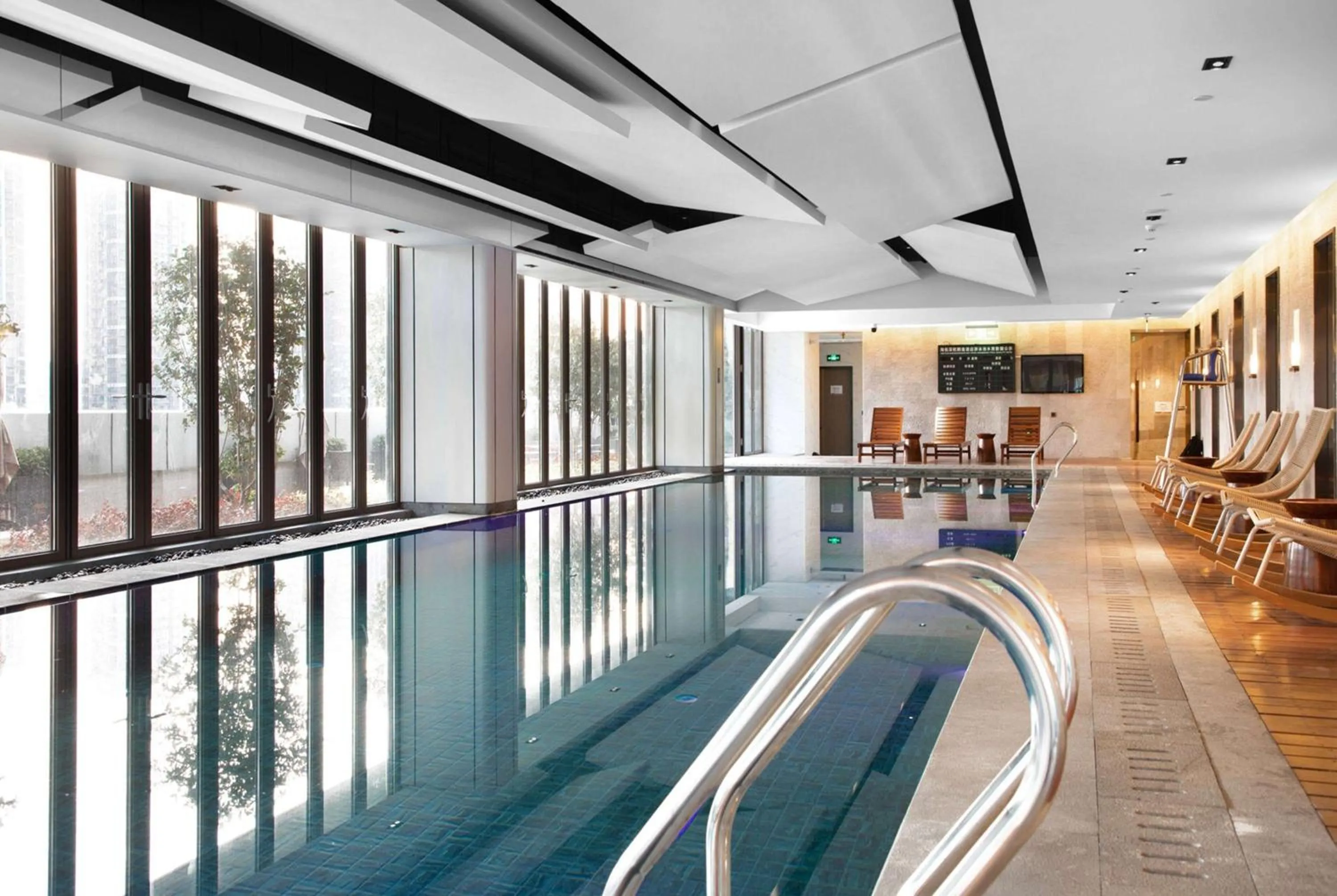 Pool view in Wyndham Garden Shenzhen Longhua