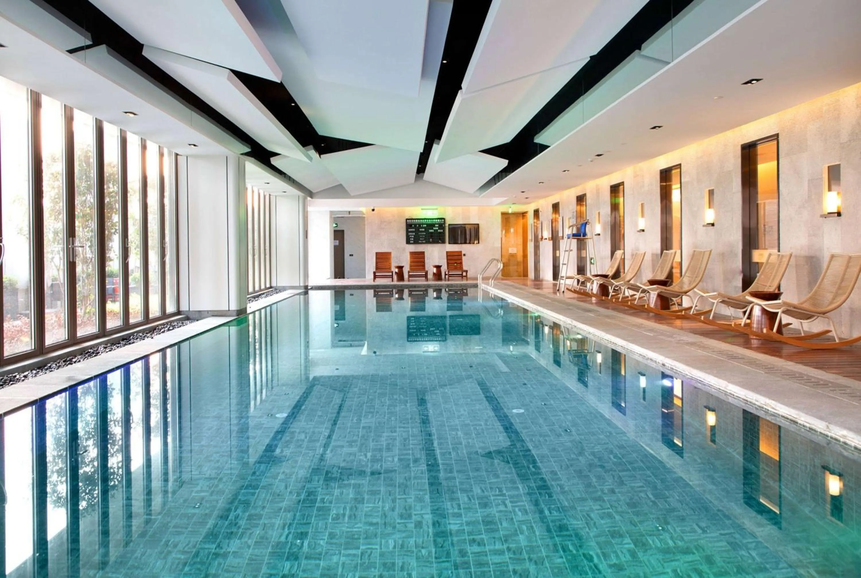 Pool view in Wyndham Garden Shenzhen Longhua