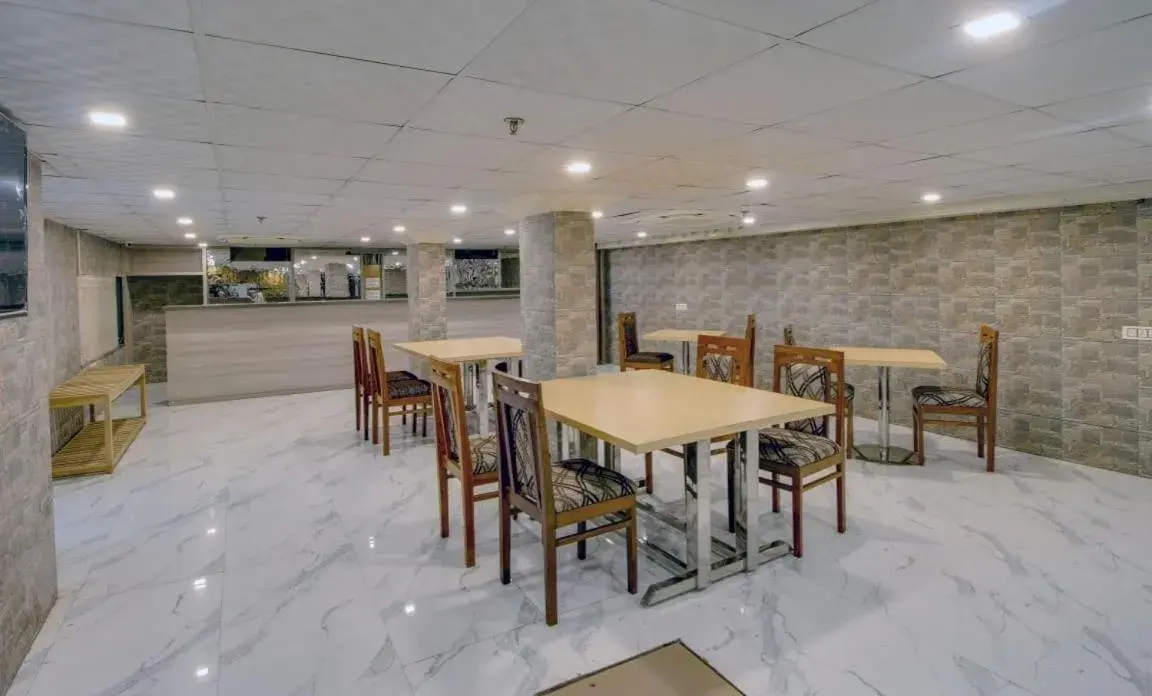 Restaurant/places to eat in Jasoda Heritage Hotel Near Hawa Mahal Restaurant/places to eat in Jasoda Heritage Hotel Near Hawa Mahal