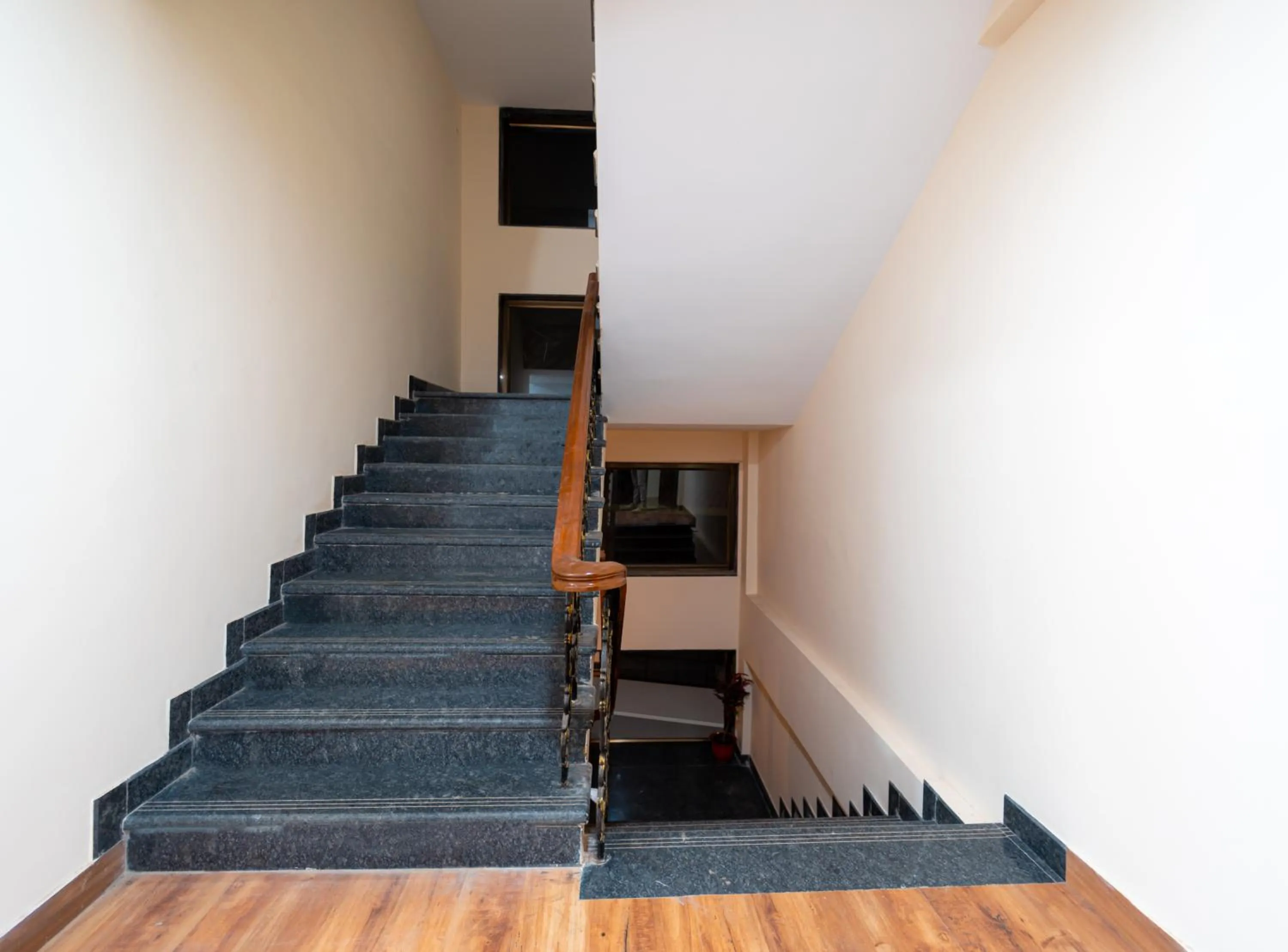 Lobby or reception in Treebo Seven Days, Mahabaleshwar