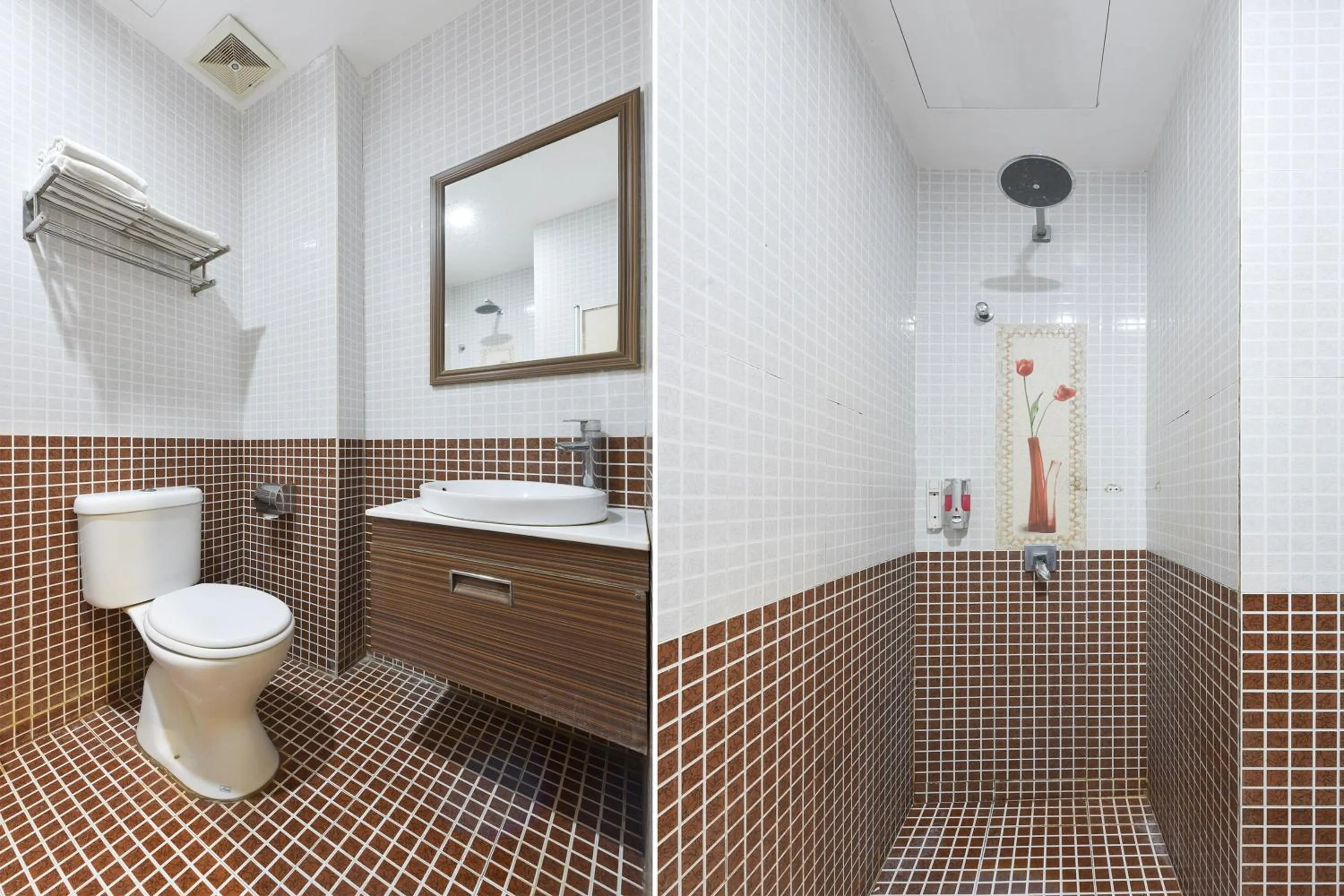 Bathroom in Hotel O G Home Hotel, Kota Bharu, Kelantan.