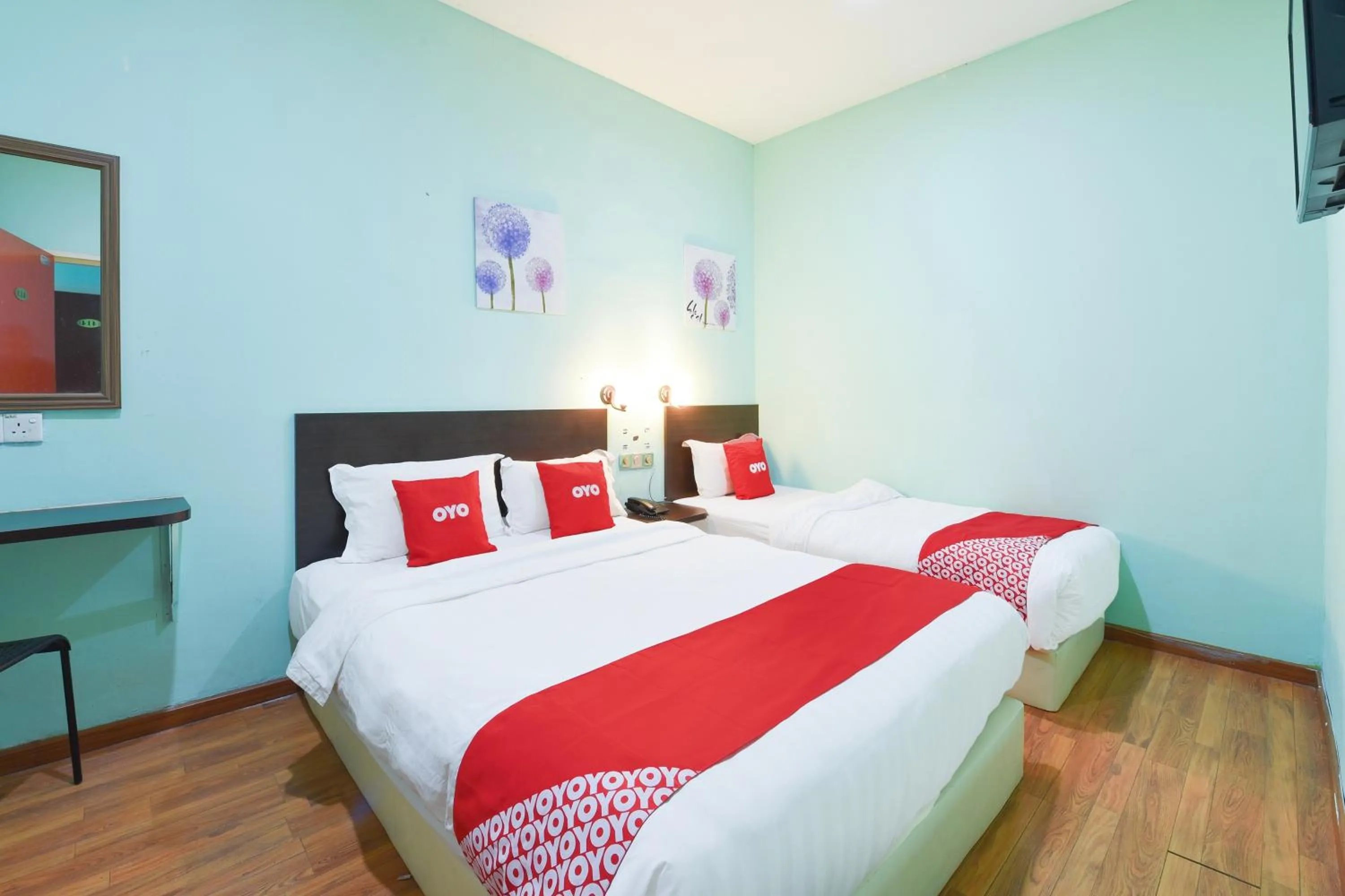 Bedroom, Bed in Hotel O G Home Hotel, Kota Bharu, Kelantan.